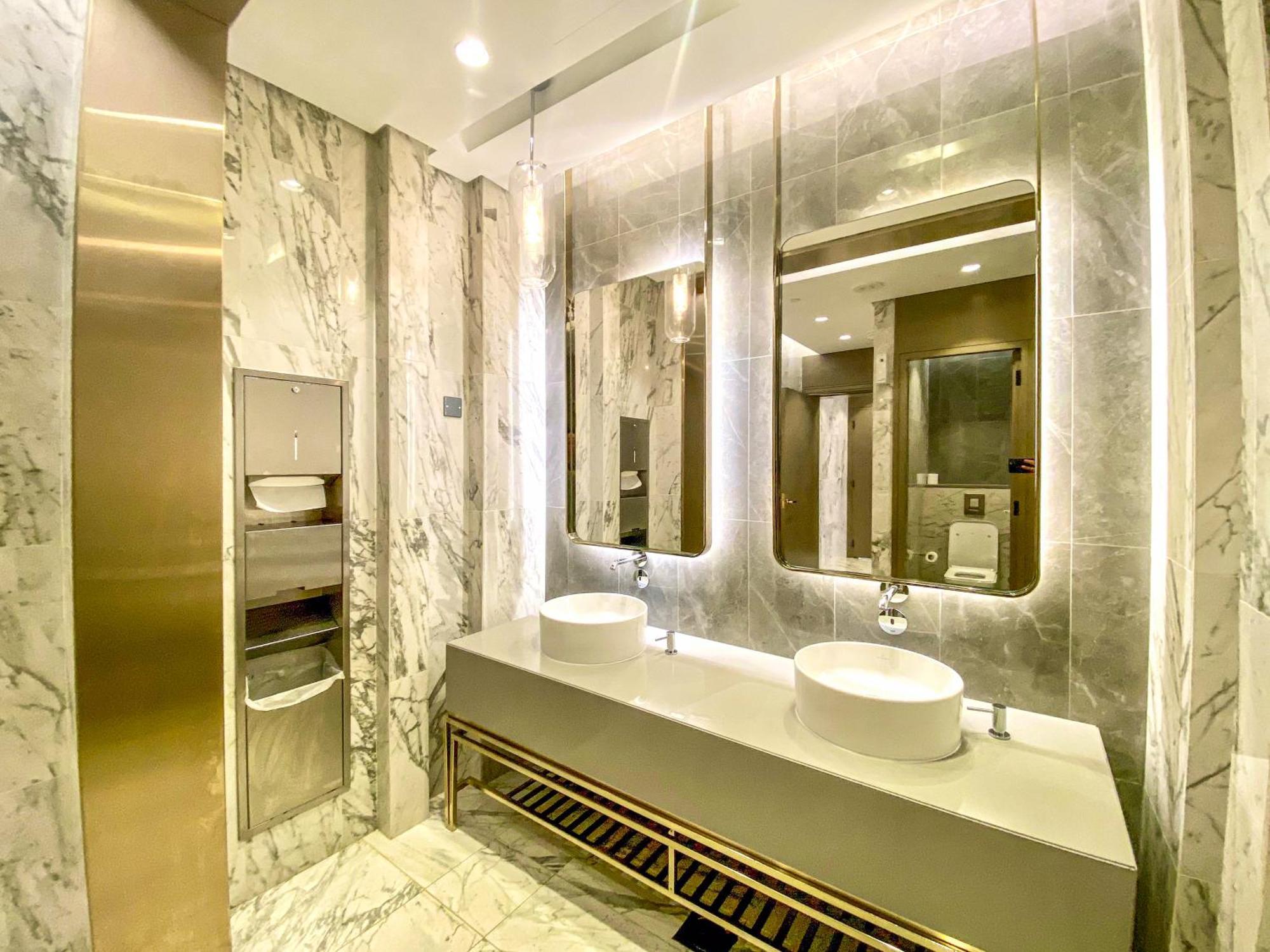 Exclusive 1br With Iconic Views In Paramount Tower