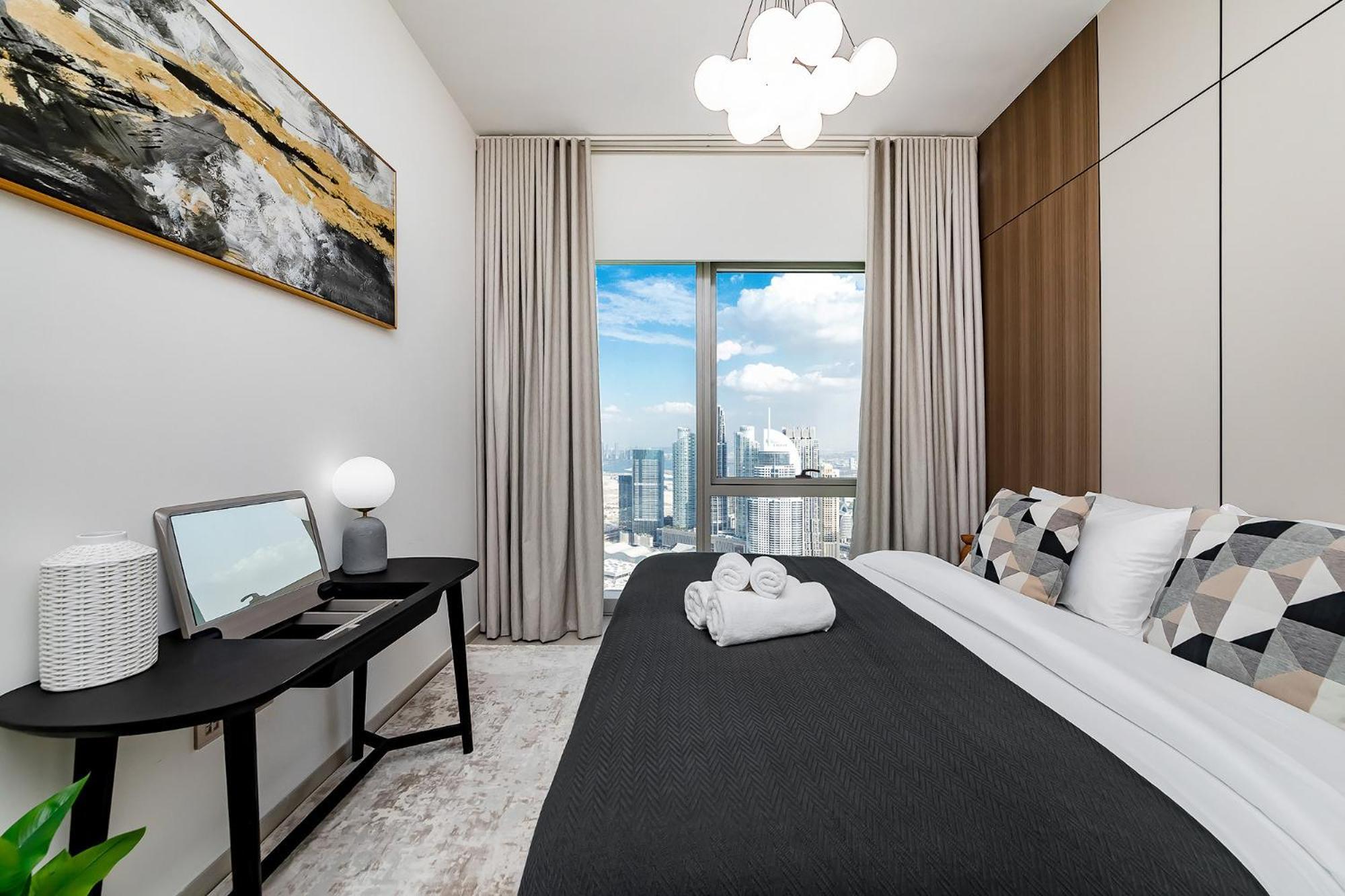 65th Floor Burj & Fountain Views Penthouse - Sleeps 9 - Grande Signature Residences Appartement Dubaï