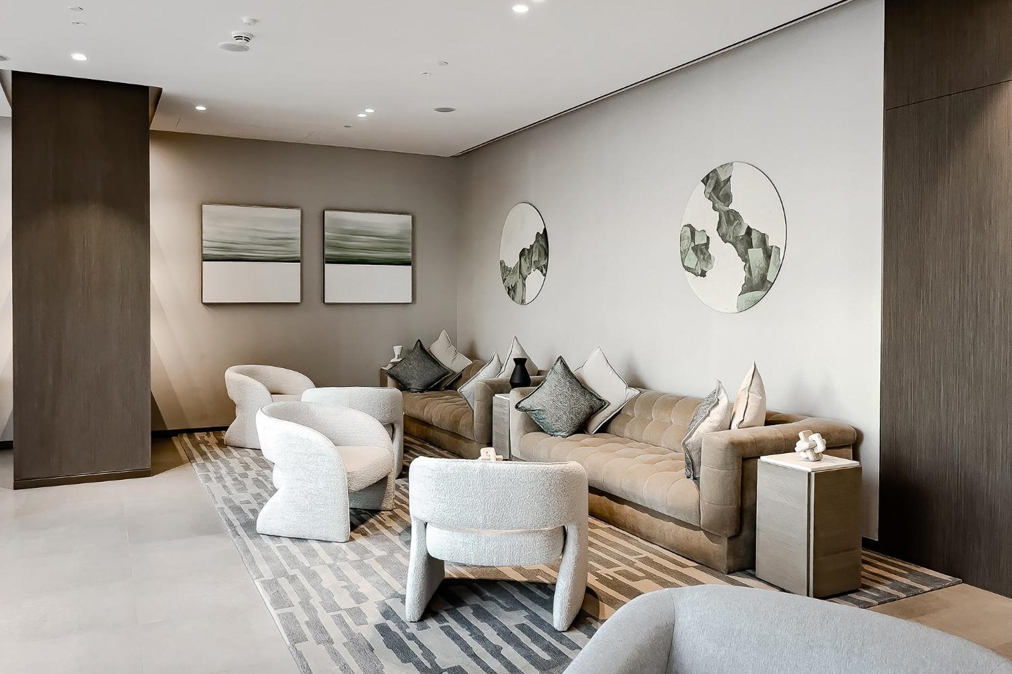65th Floor Burj & Fountain Views Penthouse - Sleeps 9 - Grande Signature Residences Dubaï