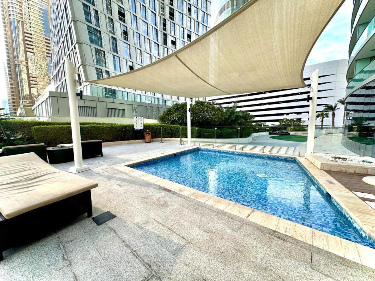 Exclusive 2br Escape With Marina Views In Damac Heights By Bhavan Appartement Dubai