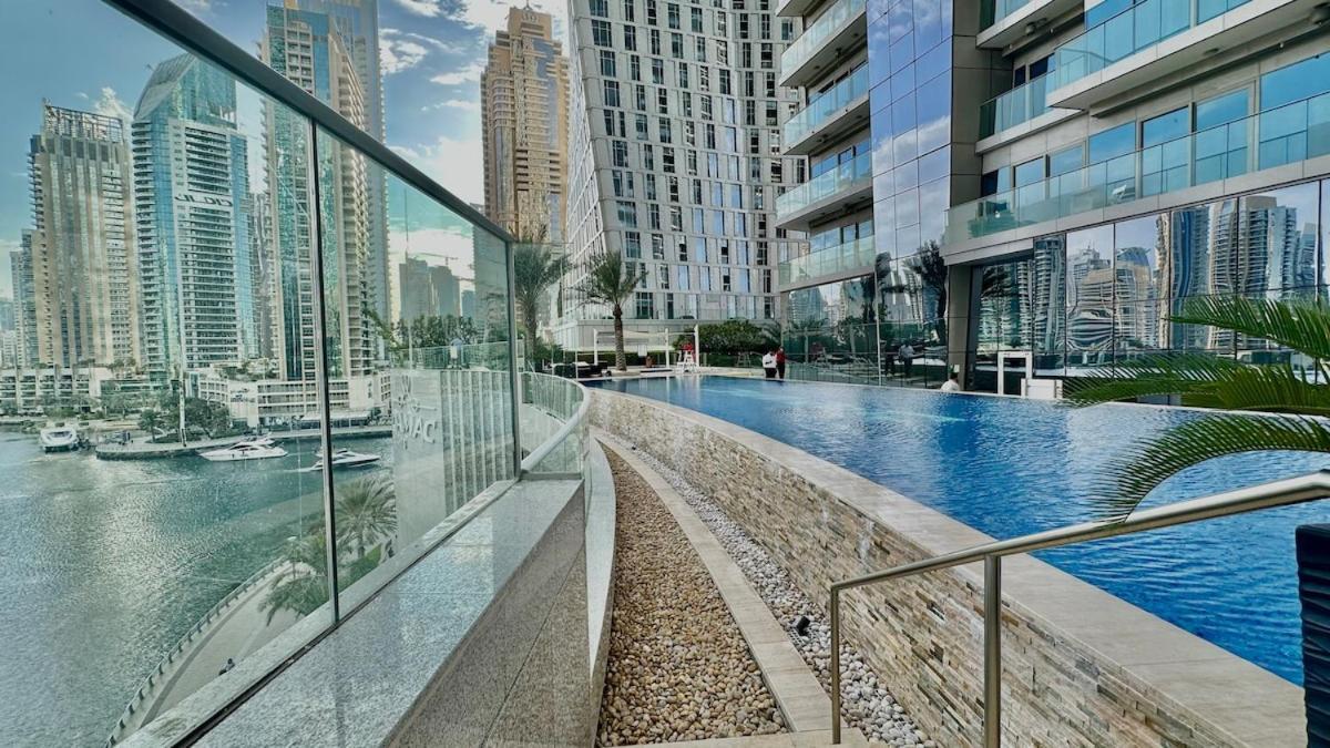 Appartement Exclusive 2br Escape With Marina Views In Damac Heights By Bhavan