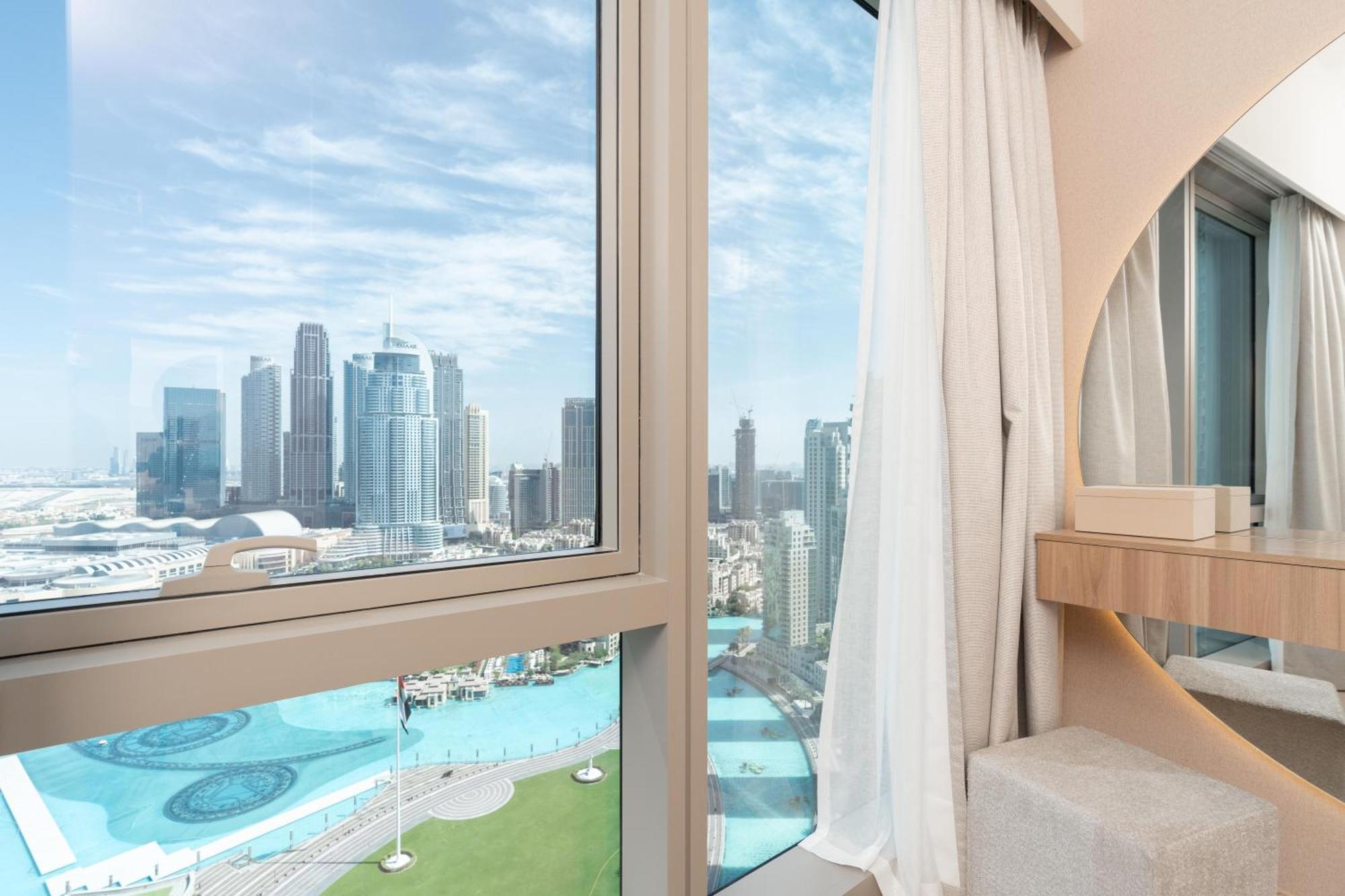 Grande 12 Opera District - Mesmerizing Full Burj & Fountain View Luxury Opera Unit Dubaï