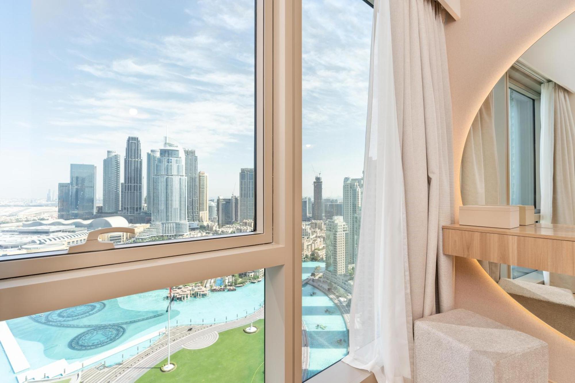 Grande 12 Opera District - Mesmerizing Full Burj & Fountain View Luxury Opera Unit * Dubái