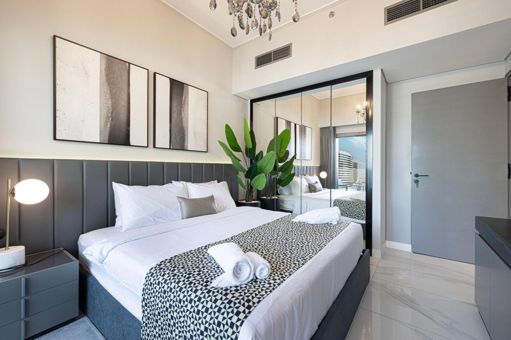 2br Gem Steps From Mall & Burj Appartement *