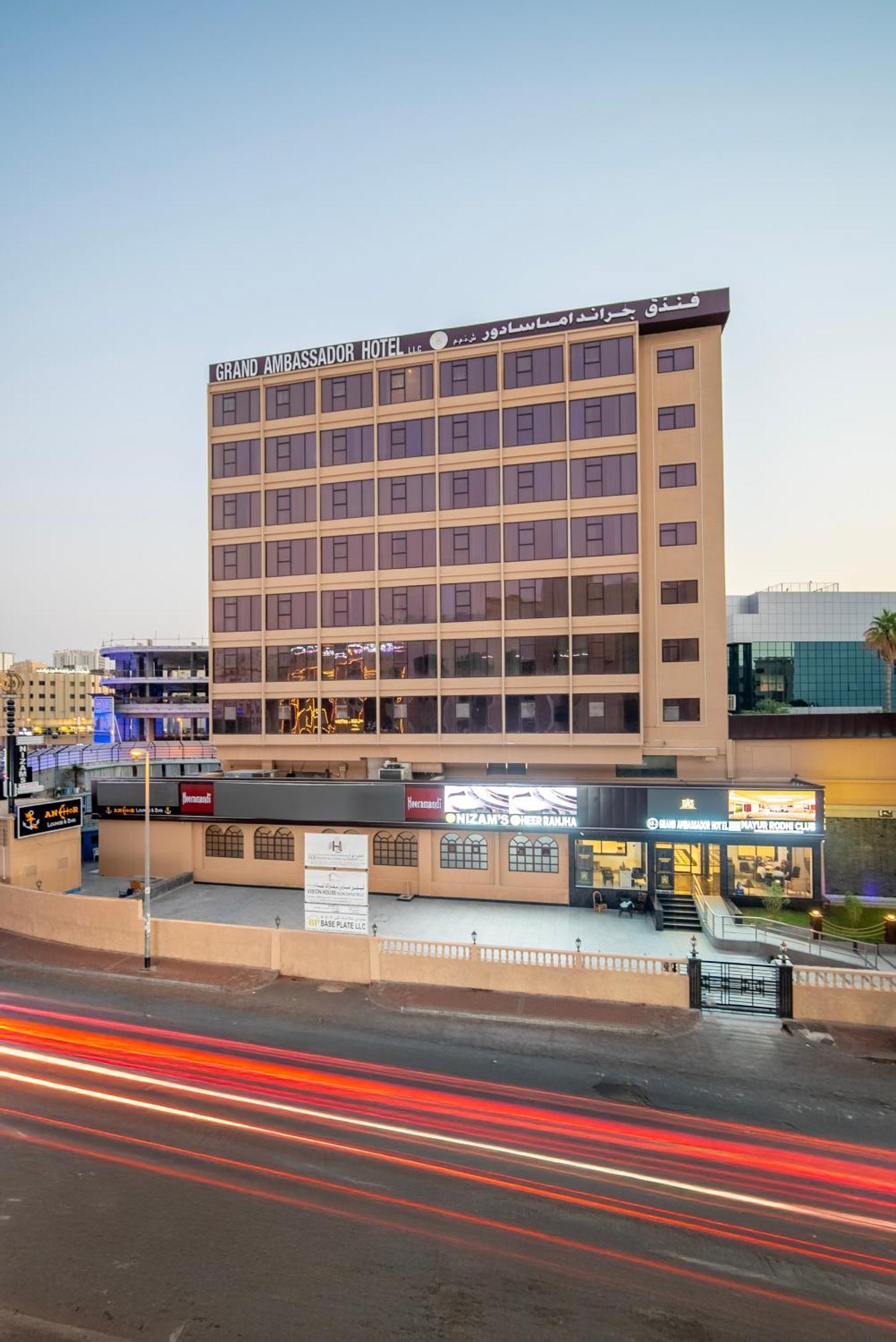Hotell Grand Ambassador 3*