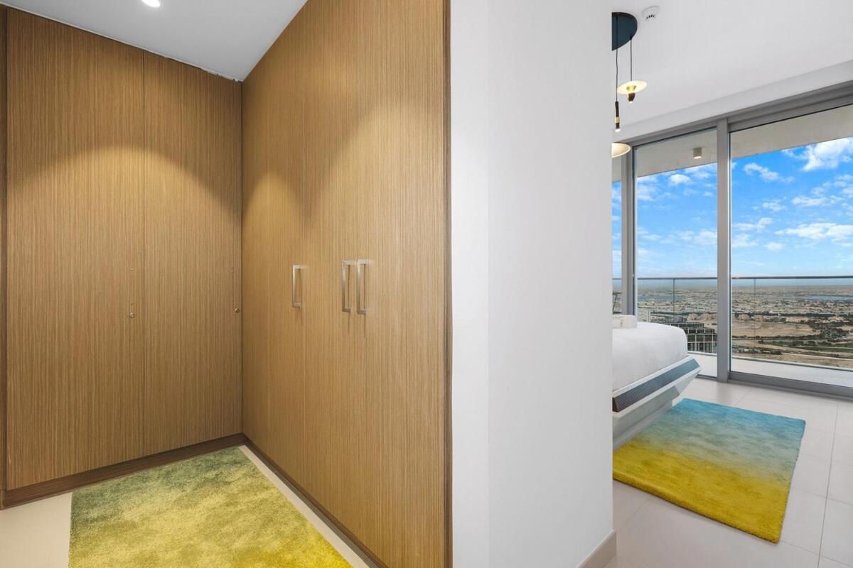 First Class Creek 2br With Balcony, Gym, Pool, And Parking *