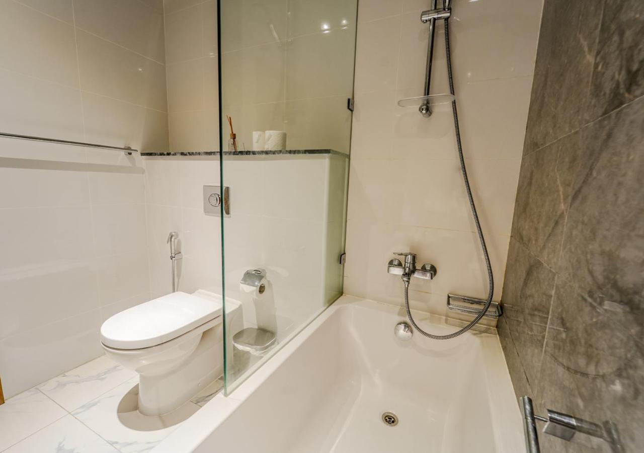 Spacious 1br With Canal View, Close To Mall By Voye Homes Apartamento *