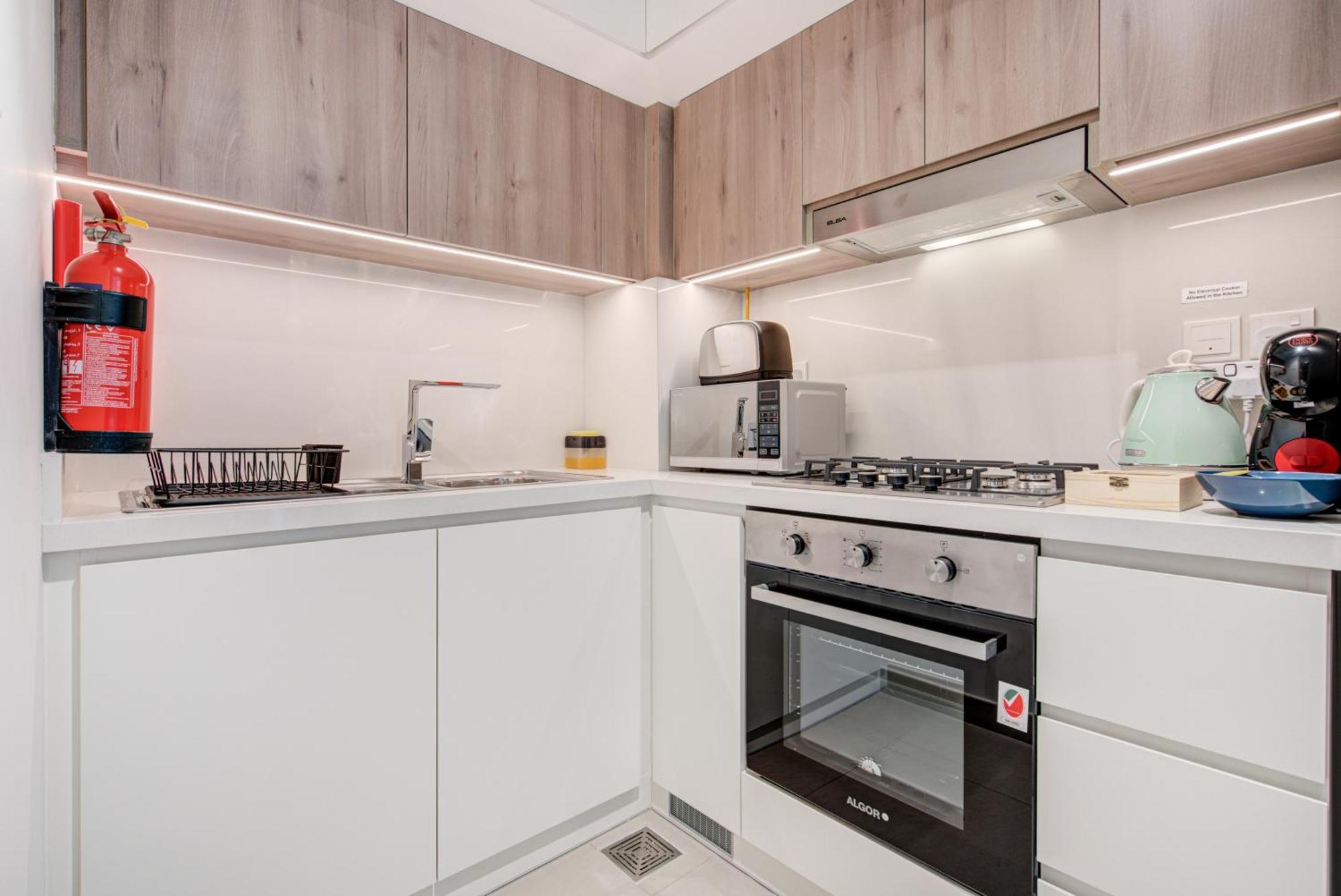 Trophy Stays-ritzy Retreat In Hills Appartement Dubaï