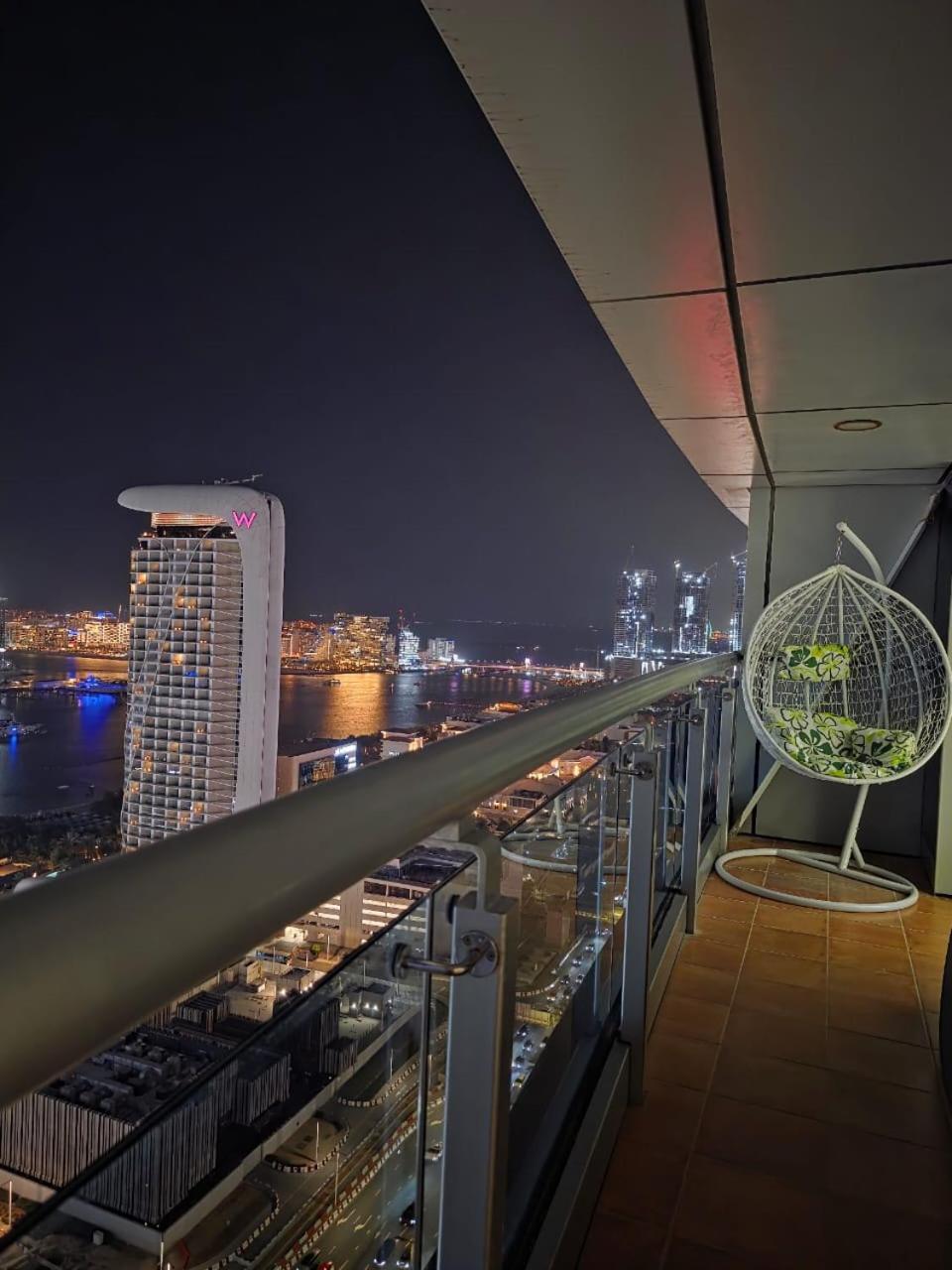 28- Affortable Cozy Living, Work Friendly, Longer Stays Next To Tram * Dubaï