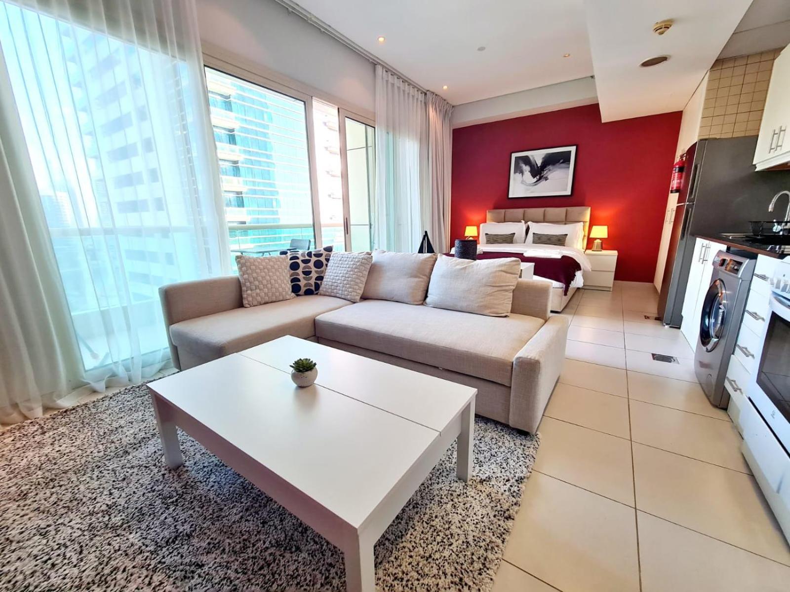 Sunrise Homes - A Cozy Studio Next To Jbr Beach Lägenhet