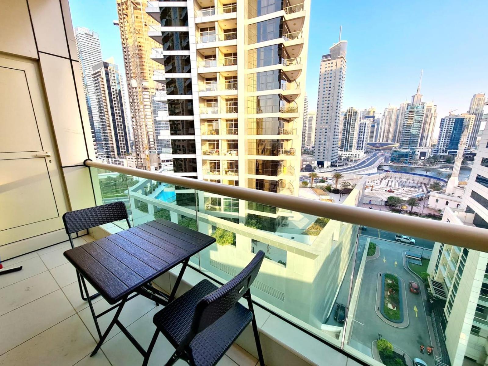 Lägenhet Sunrise Homes - A Cozy Studio Next To Jbr Beach *