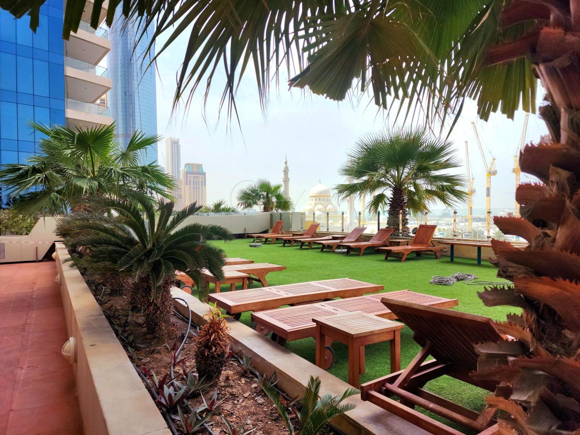 Lux 1br High-floor In Marina Appartement