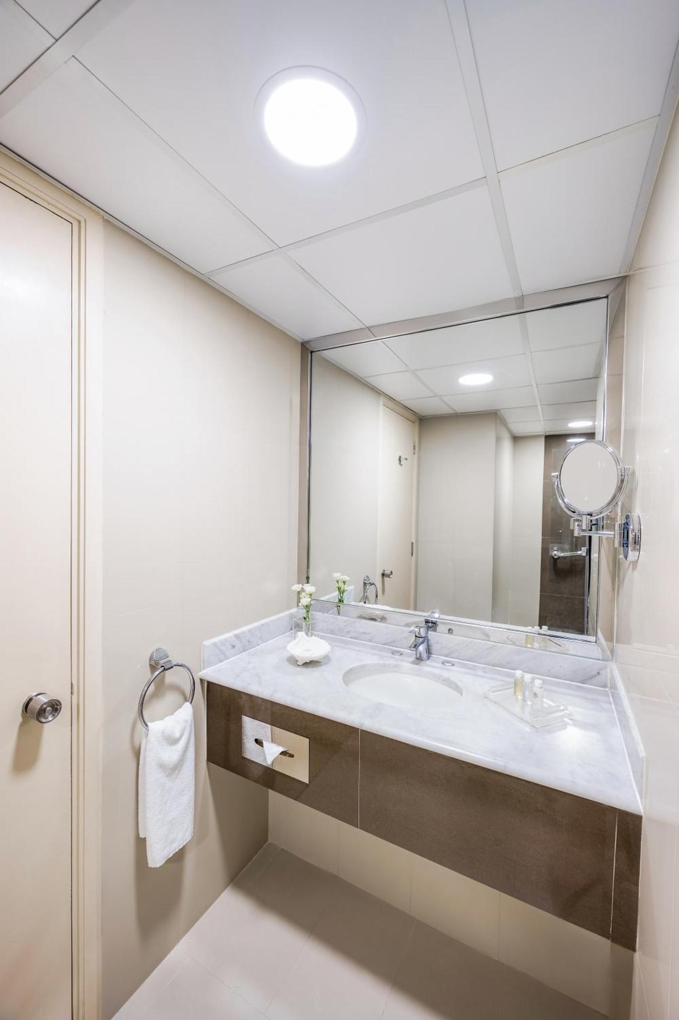 Aparthotel Golden Sands Bur 3*