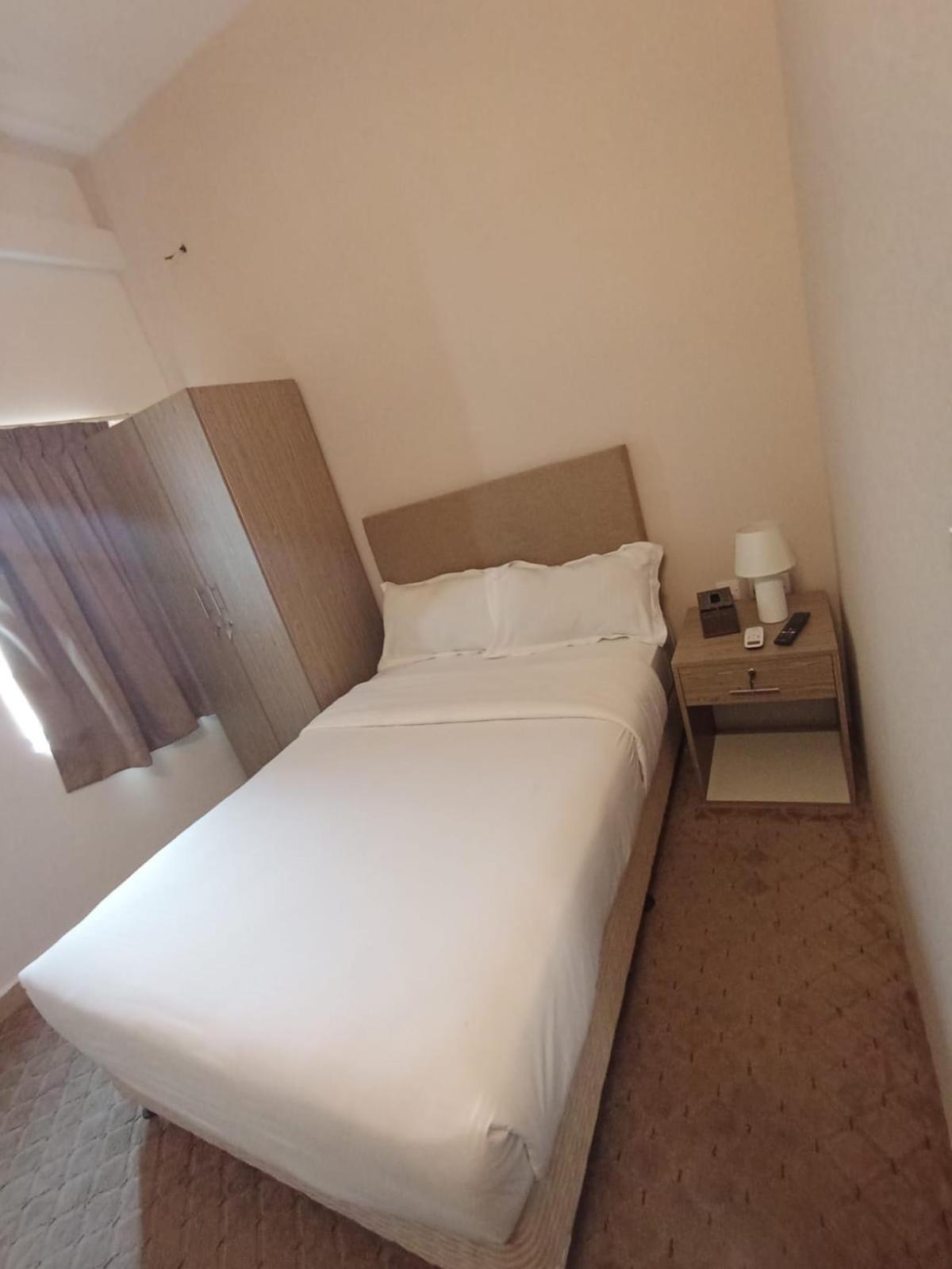 Hyba & Guest house *