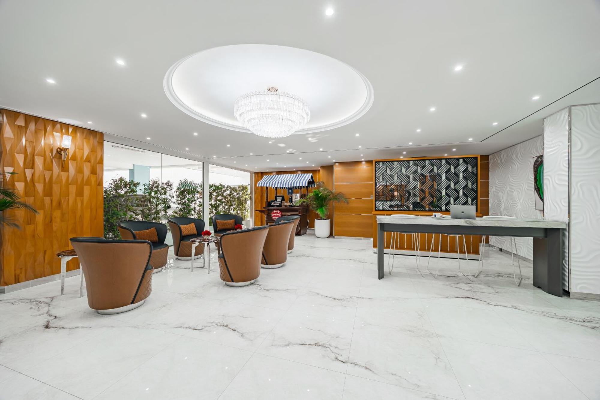 Appart hôtel Golden Sands Bur