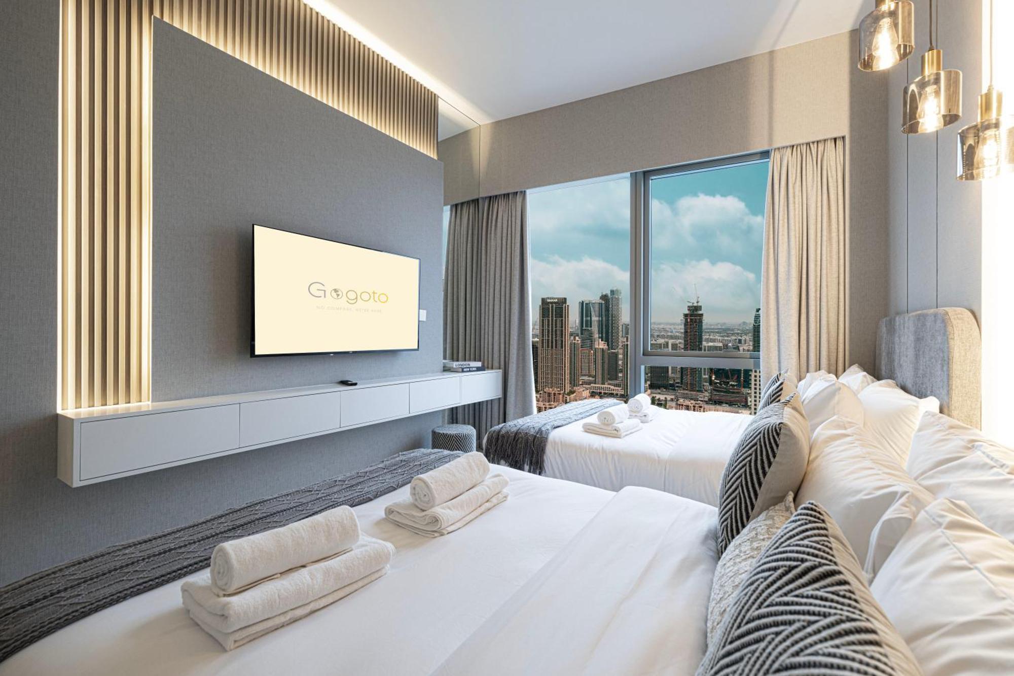Luxury High Floor Burj Khalifa And Fountain View 5 Minute Walk Mall *