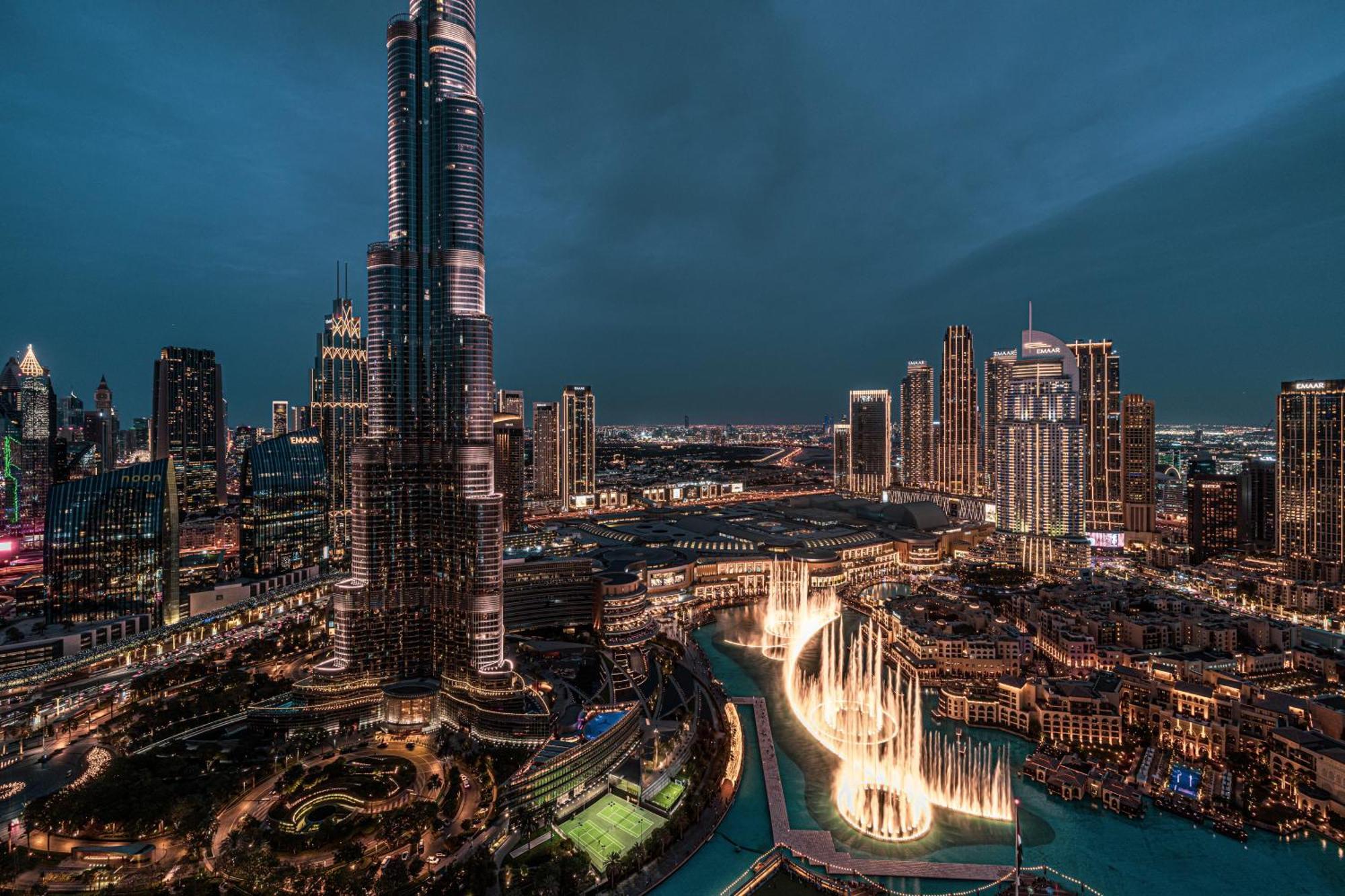 Luxury High Floor Burj Khalifa And Fountain View 5 Minute Walk Mall *