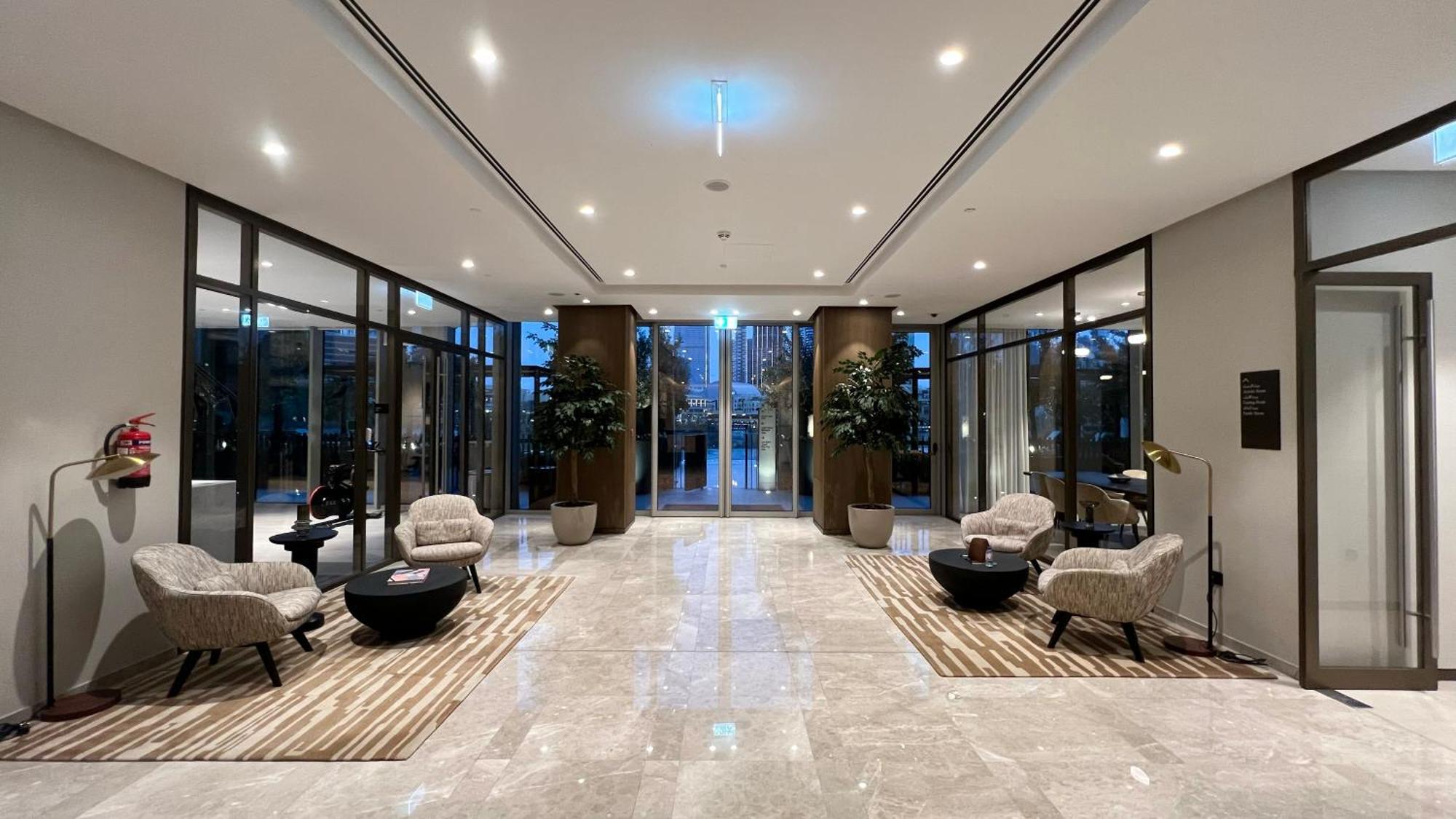 Luxury High Floor Burj Khalifa And Fountain View 5 Minute Walk Mall Aparthotel *