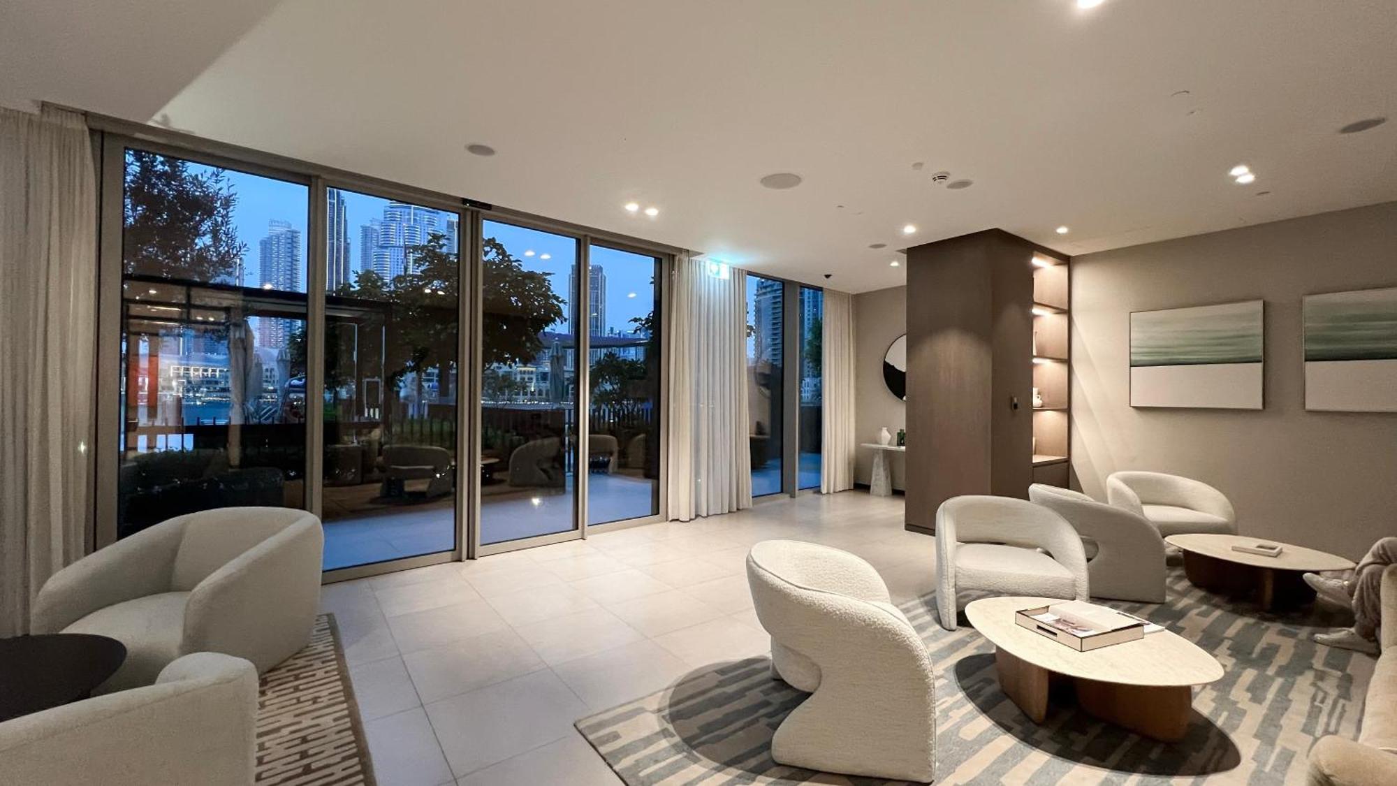 Luxury High Floor Burj Khalifa And Fountain View 5 Minute Walk Mall
