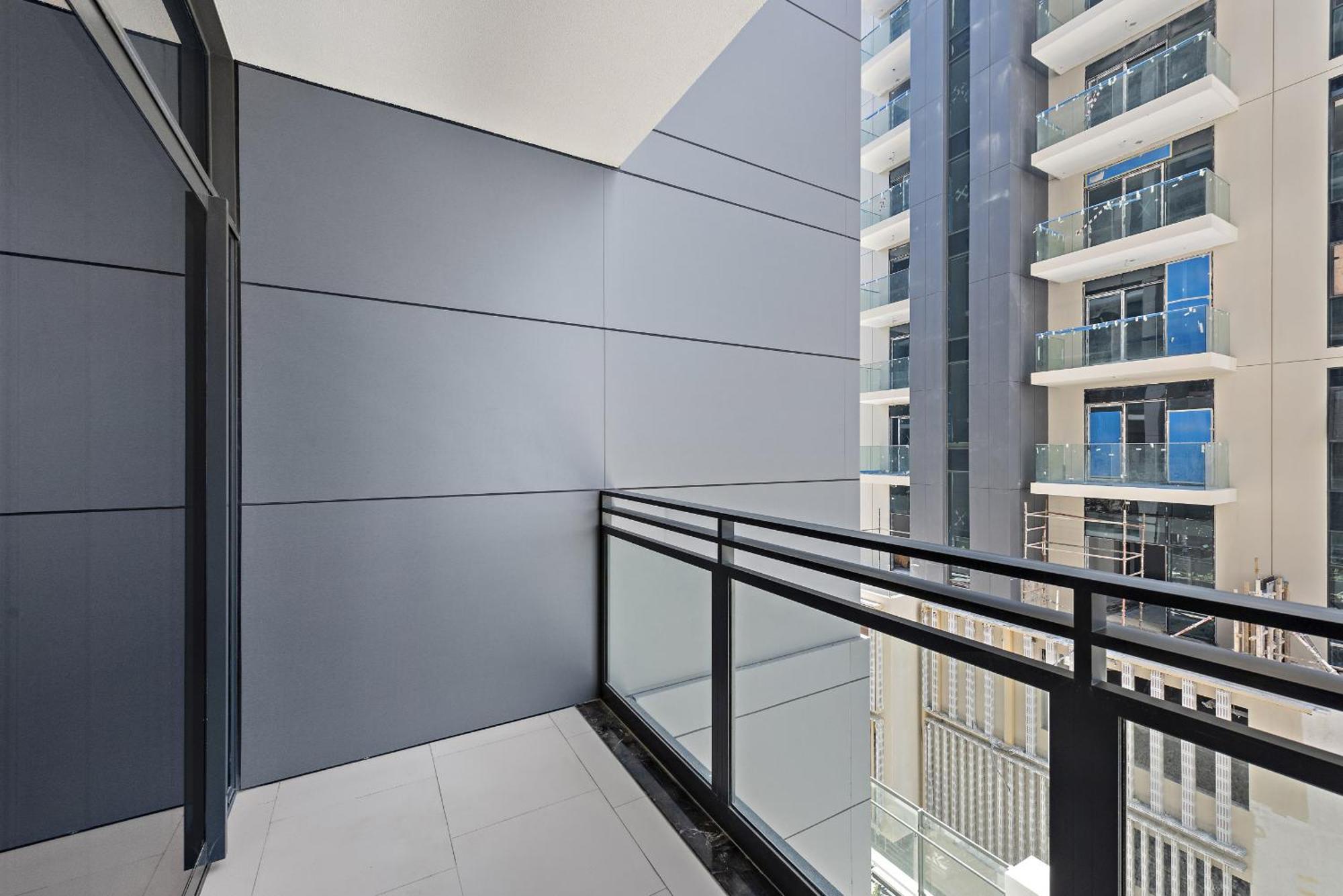 Vayk - Amazing In Sobha Hartland Dubai
