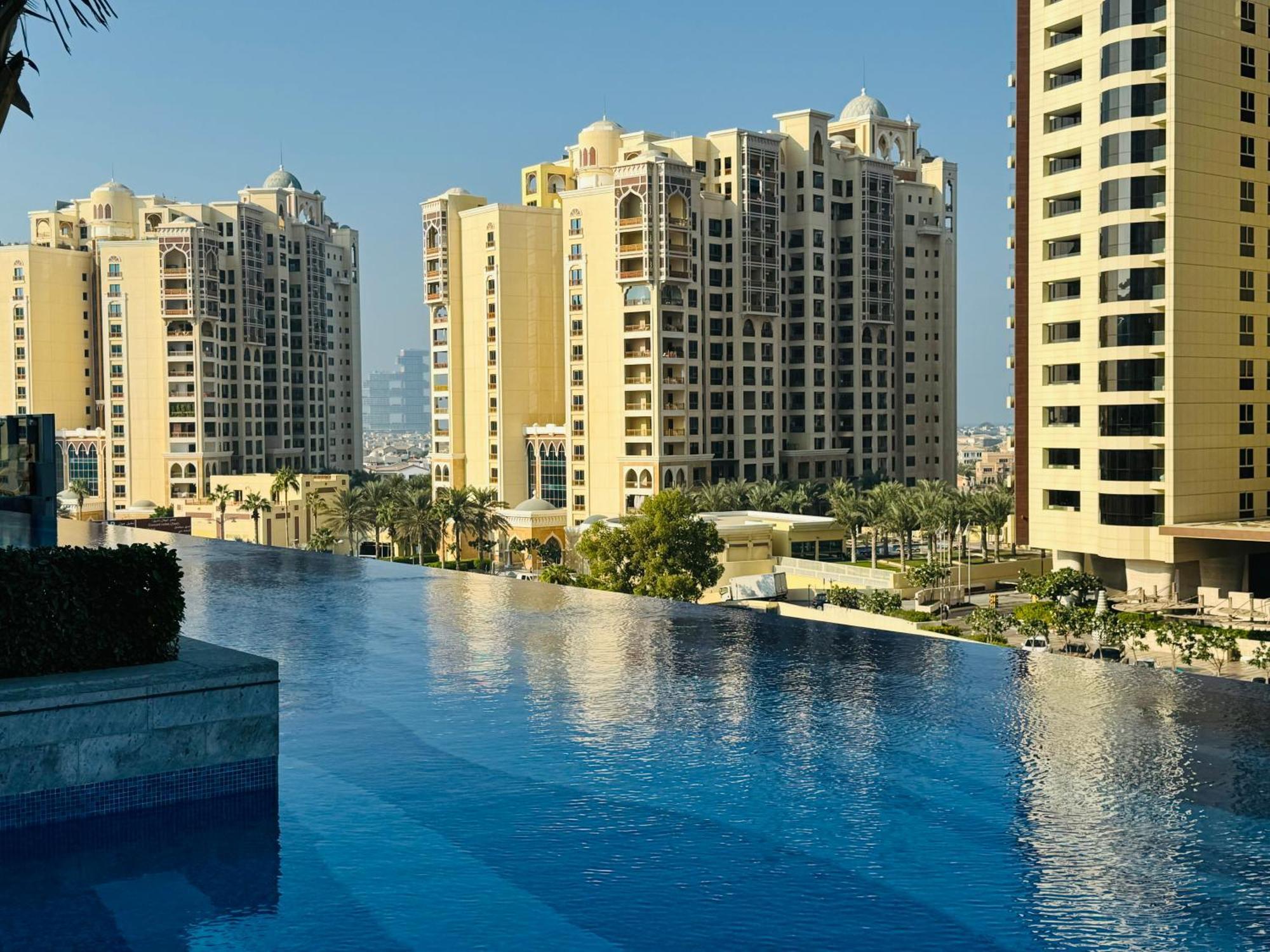Apartamento Sea View By By St Regis 5 Stars Infinity Pool Dubái