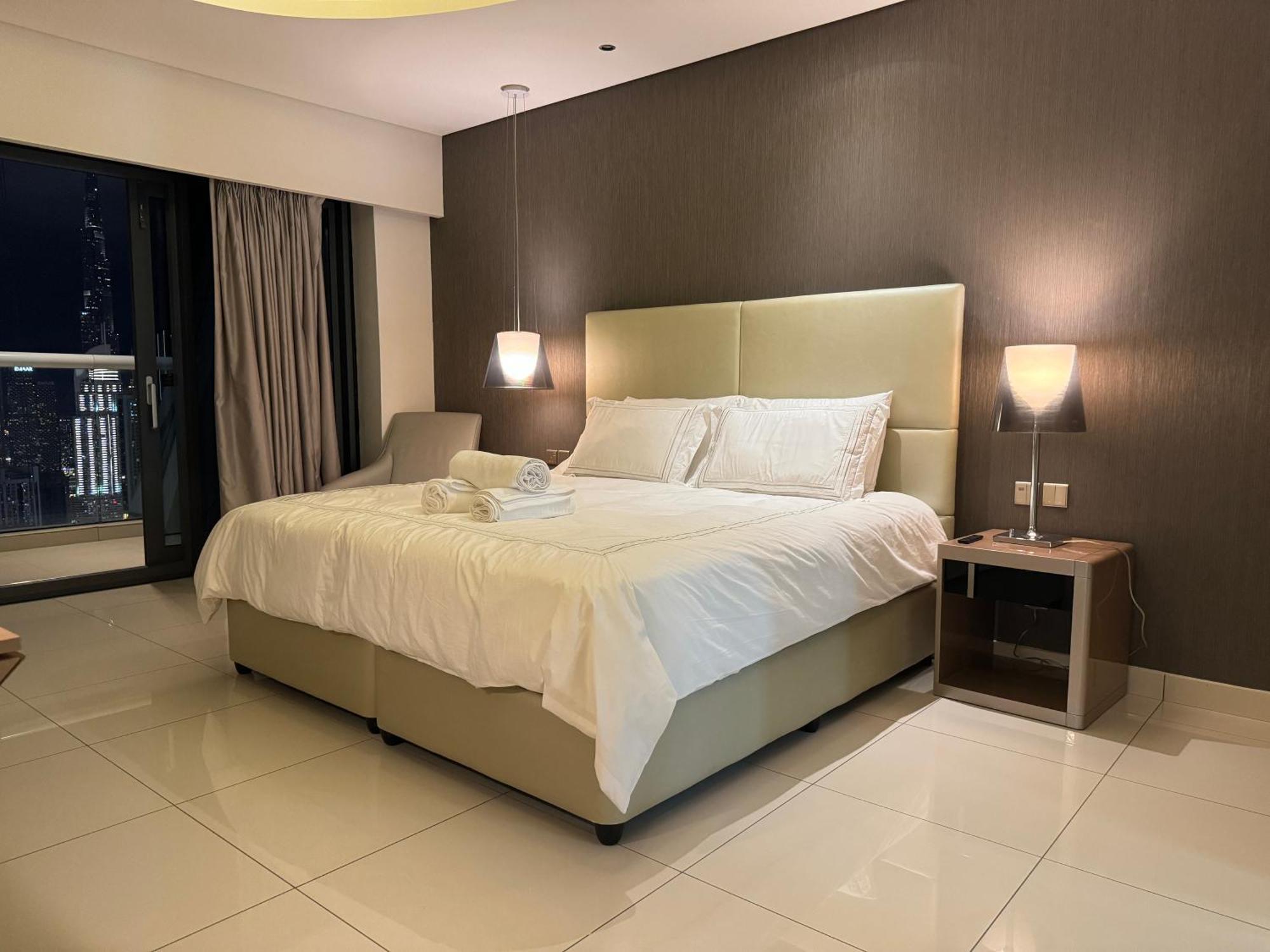 Royal By Damac Paramount Towers B Burj Khalifa Views Apartment