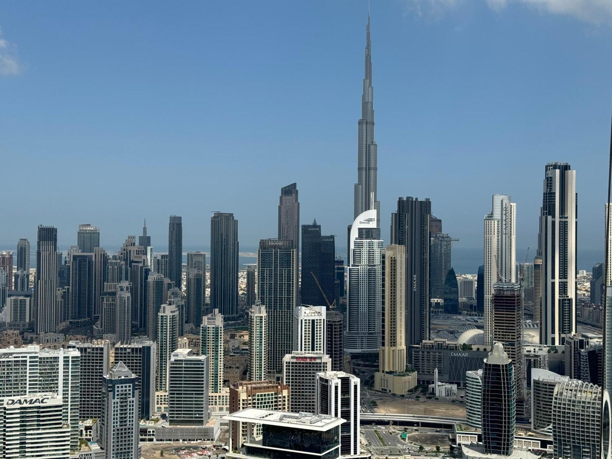 Royal By Damac Paramount Towers B Burj Khalifa Views * Dubai
