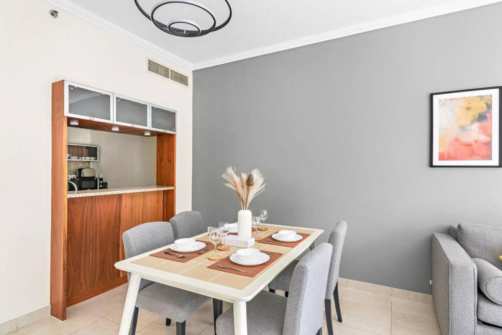 Stonetree - Elegant 1 Bedroom With Partial View Of Canal Appartement Dubaï
