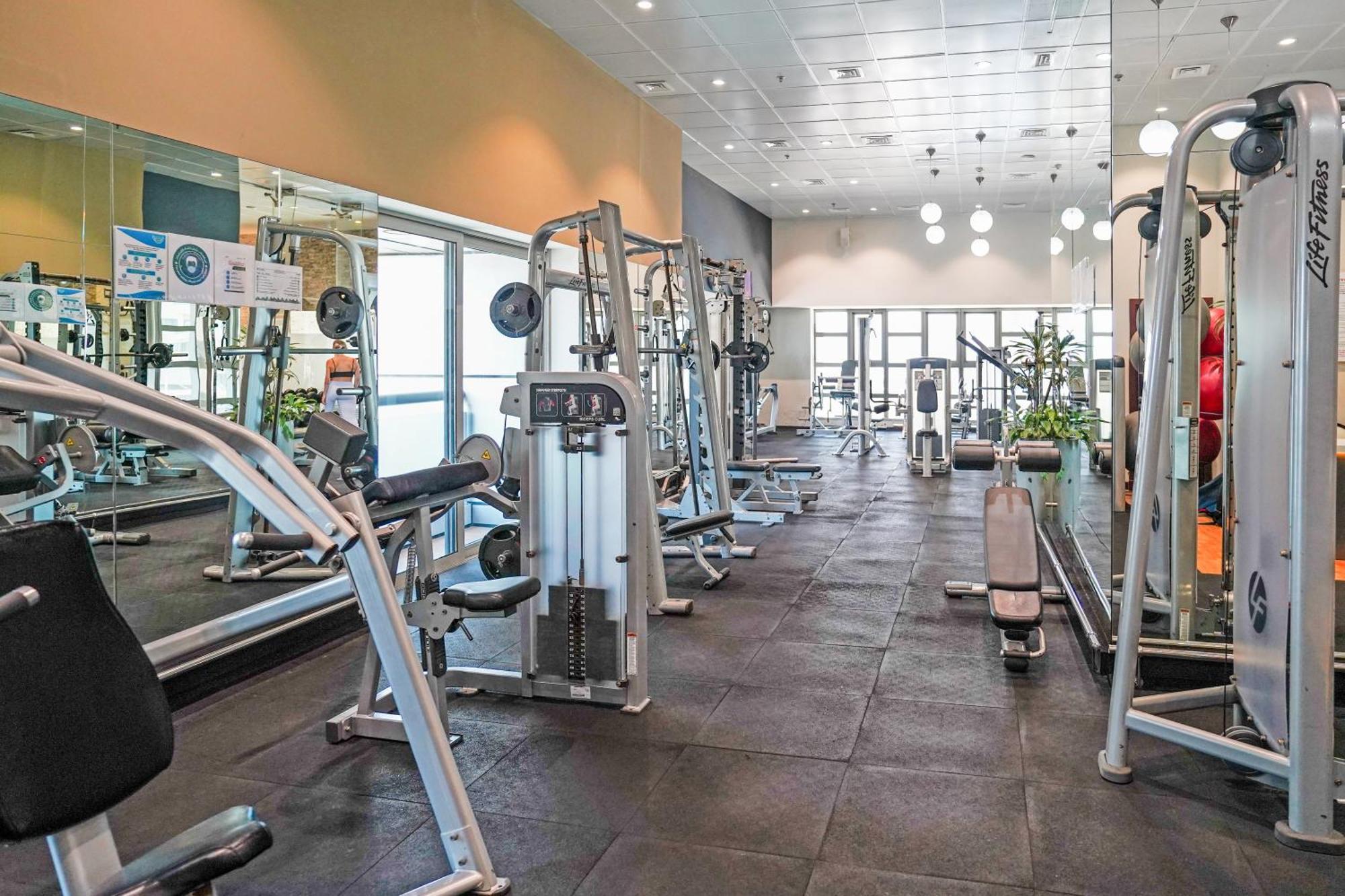 28- Affortable Cozy Living, Work Friendly, Longer Stays Next To Tram Appartement Dubaï