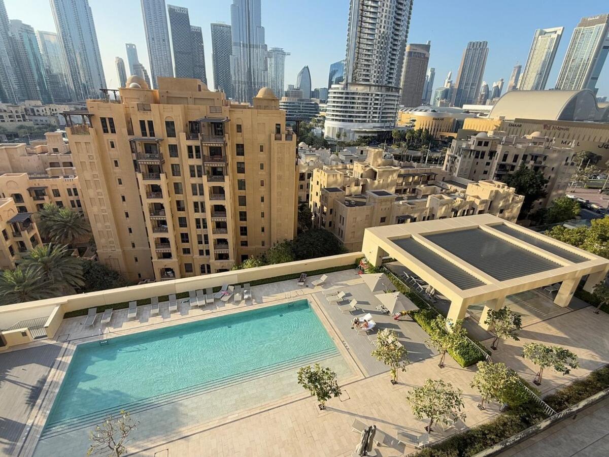 Lägenhet Walk To Mall- Enjoy Burj Khalifa Show Dubai
