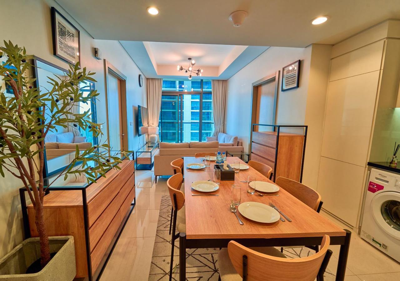 Stylish 2br In Aykon With Pool & Gym Access