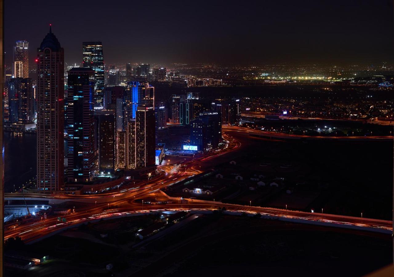 Appartamento Stylish 2br In Aykon With Pool & Gym Access Dubai