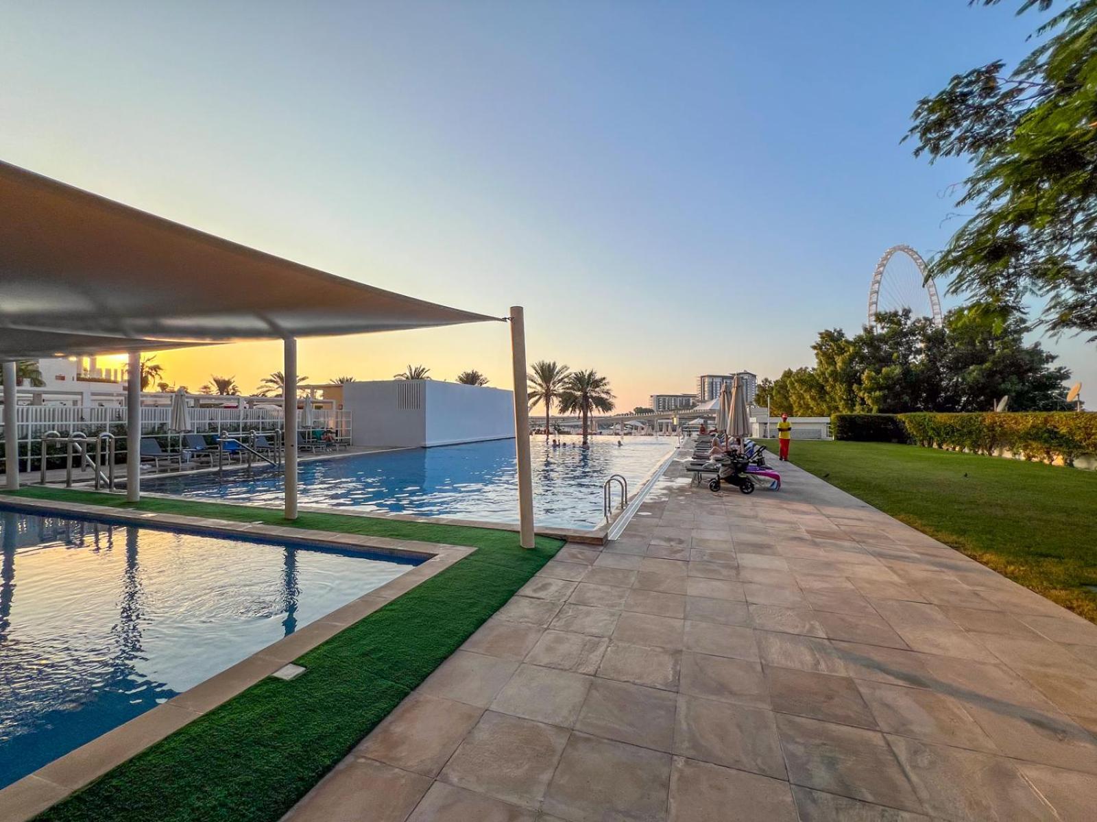 Private Access - Stunning Sea View - Perfect Location At Jbr Appartement