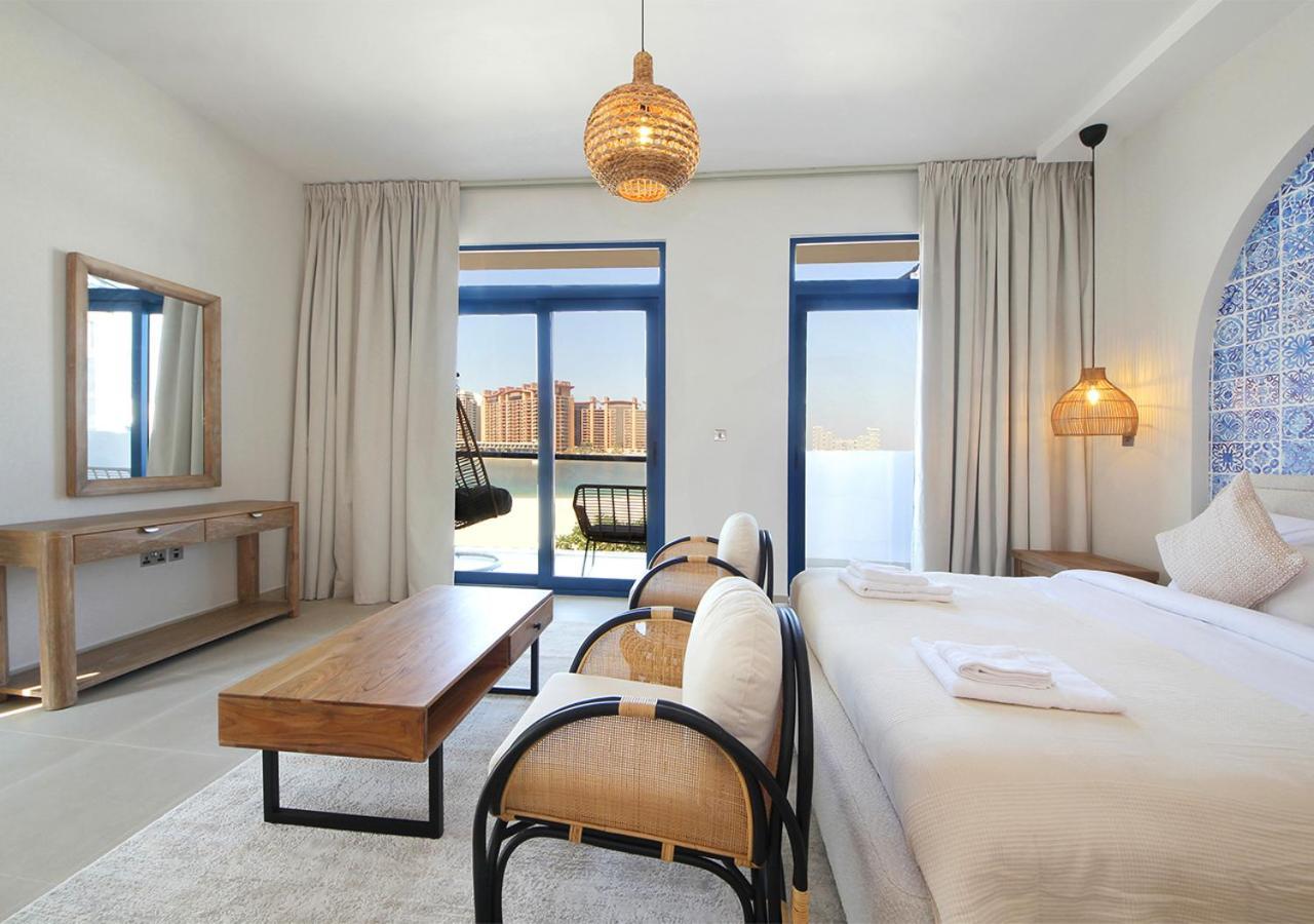 Villa Breathtaking With Roof Garden And Access *