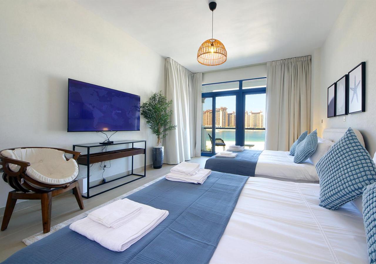 Breathtaking With Roof Garden And Access Villa *