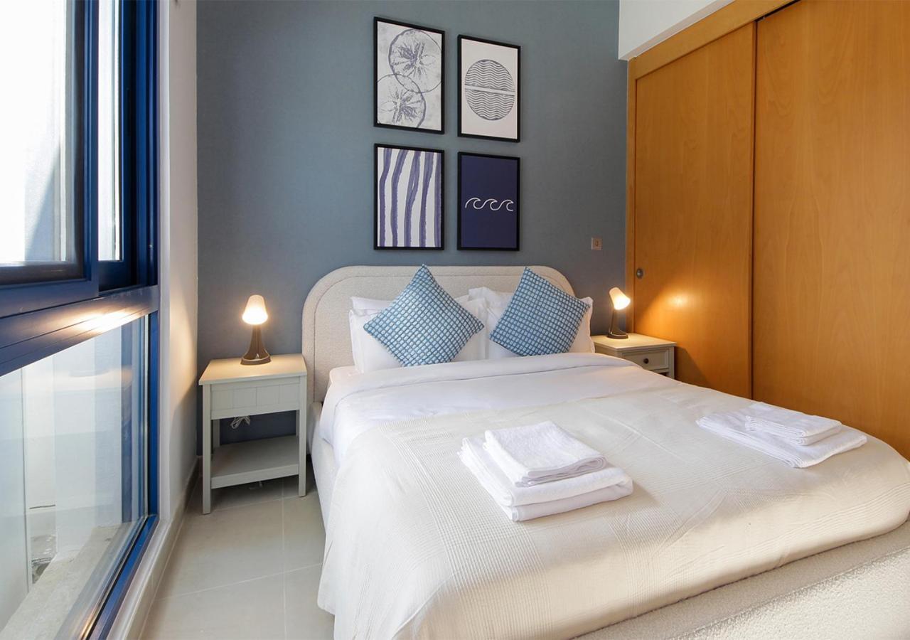 Breathtaking With Roof Garden And Access