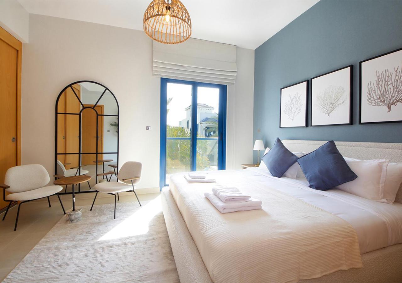 Breathtaking With Roof Garden And Access Villa