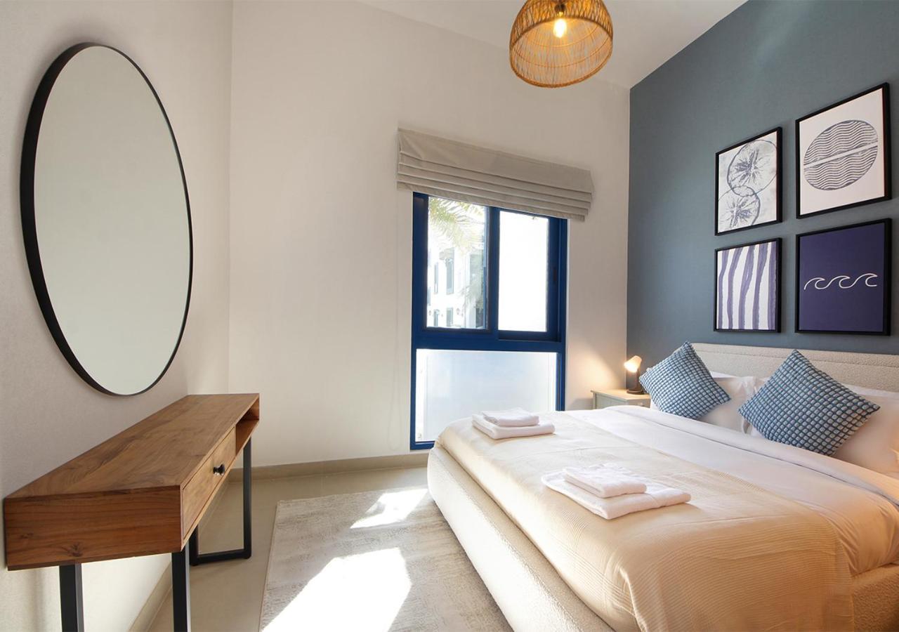 Villa Breathtaking With Roof Garden And Access *