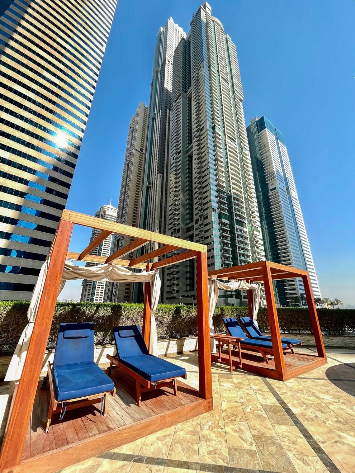 Apartamento Stunning 1-bedroom With Marina Views