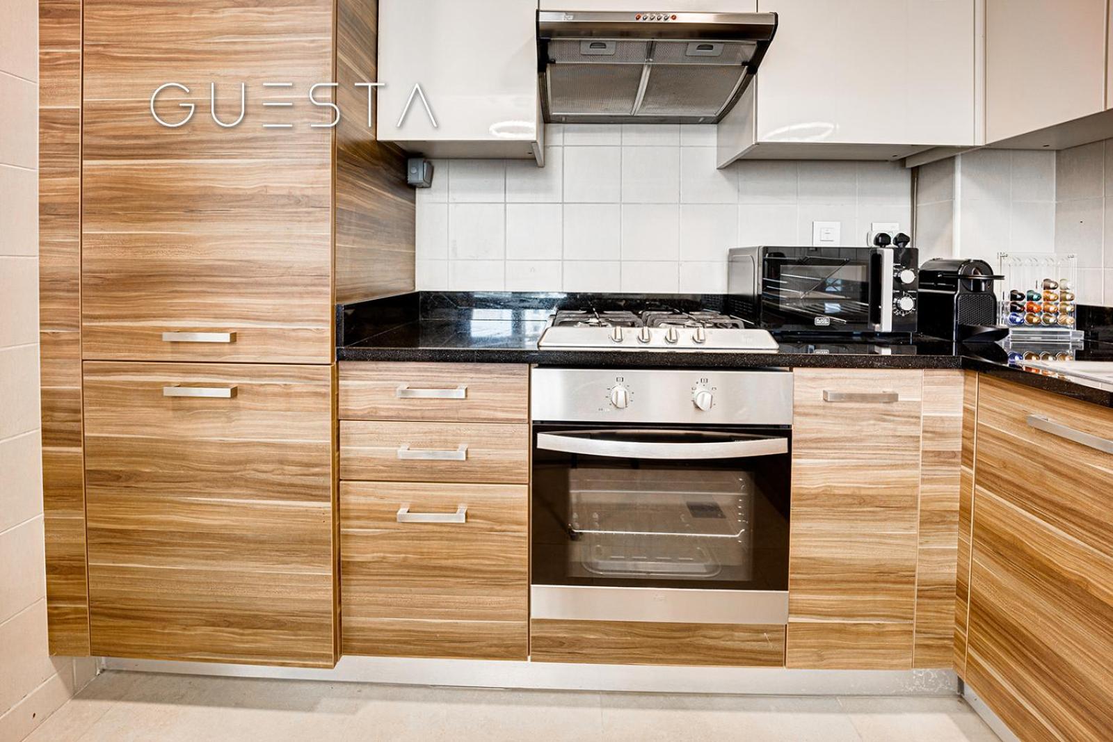 Sparkle Tower, Marina Appartement *