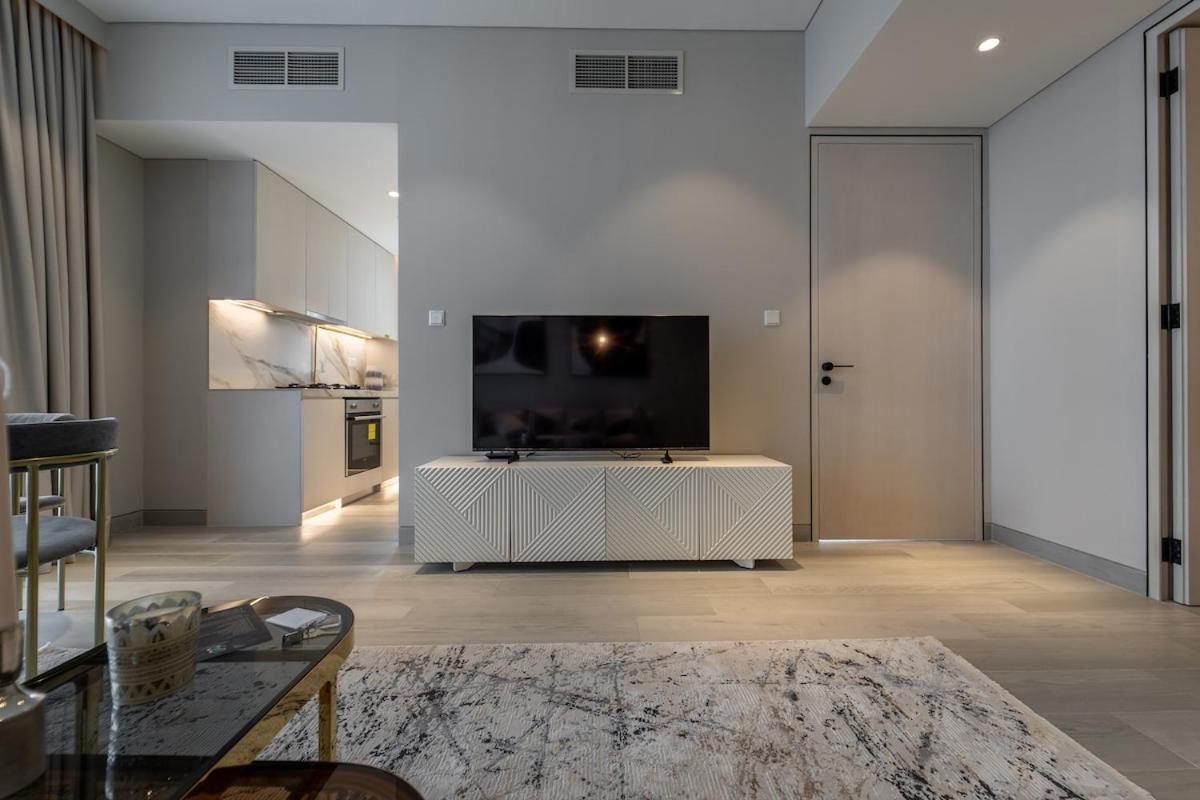 Gracious 1br In Condor Marina Star, Marina * Dubaï