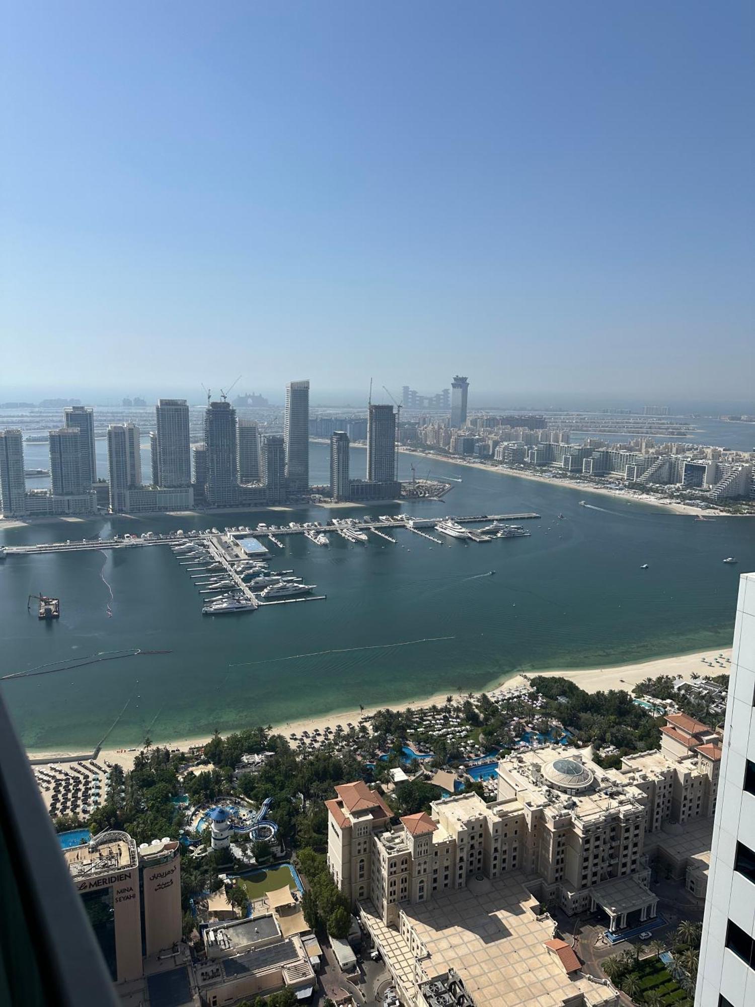 Ocean Heights Palm View 1 Bedroom Appartement *