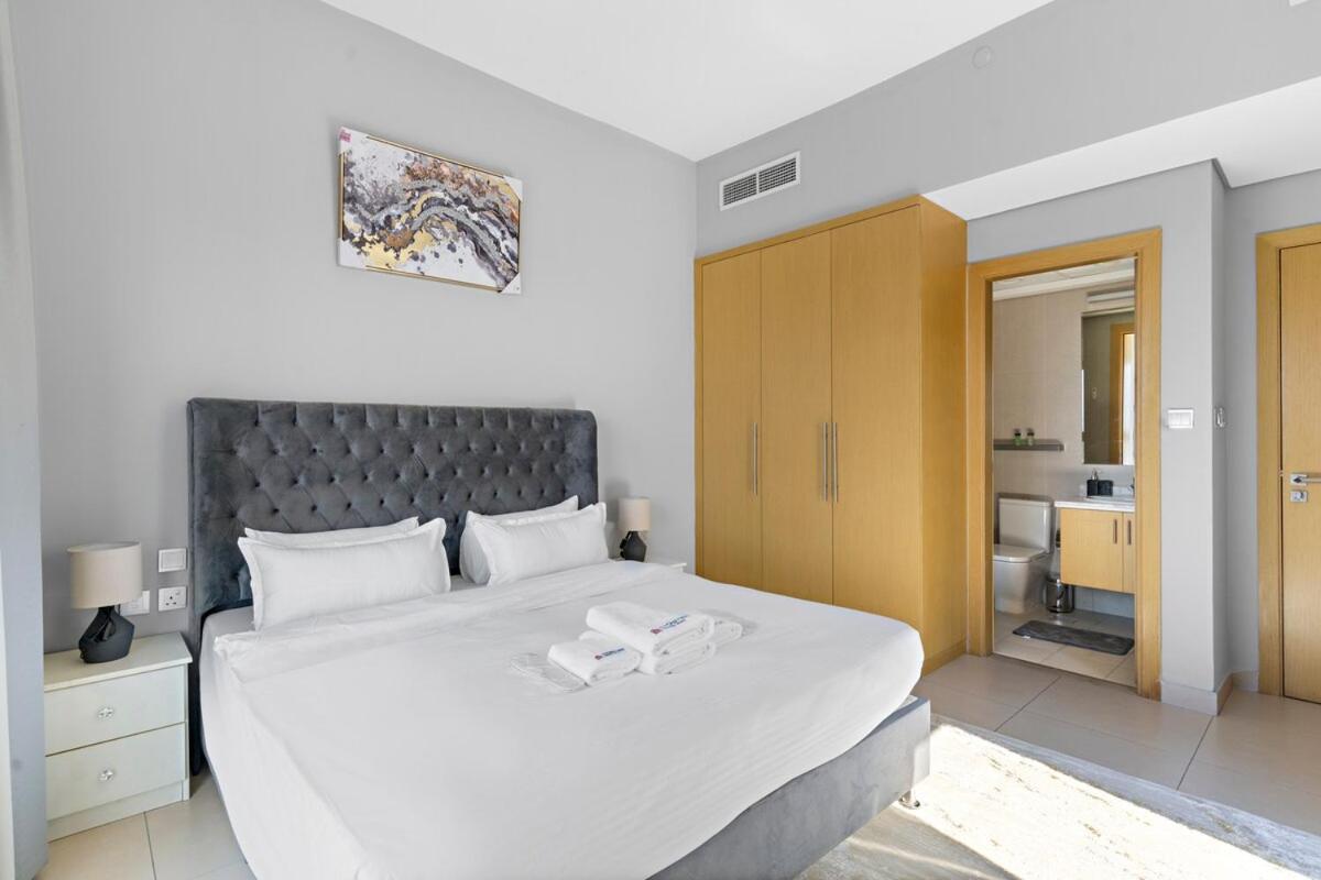 Spacious & Modern 3br With Maids Townhouse At Souk Warsan F Appartamento *