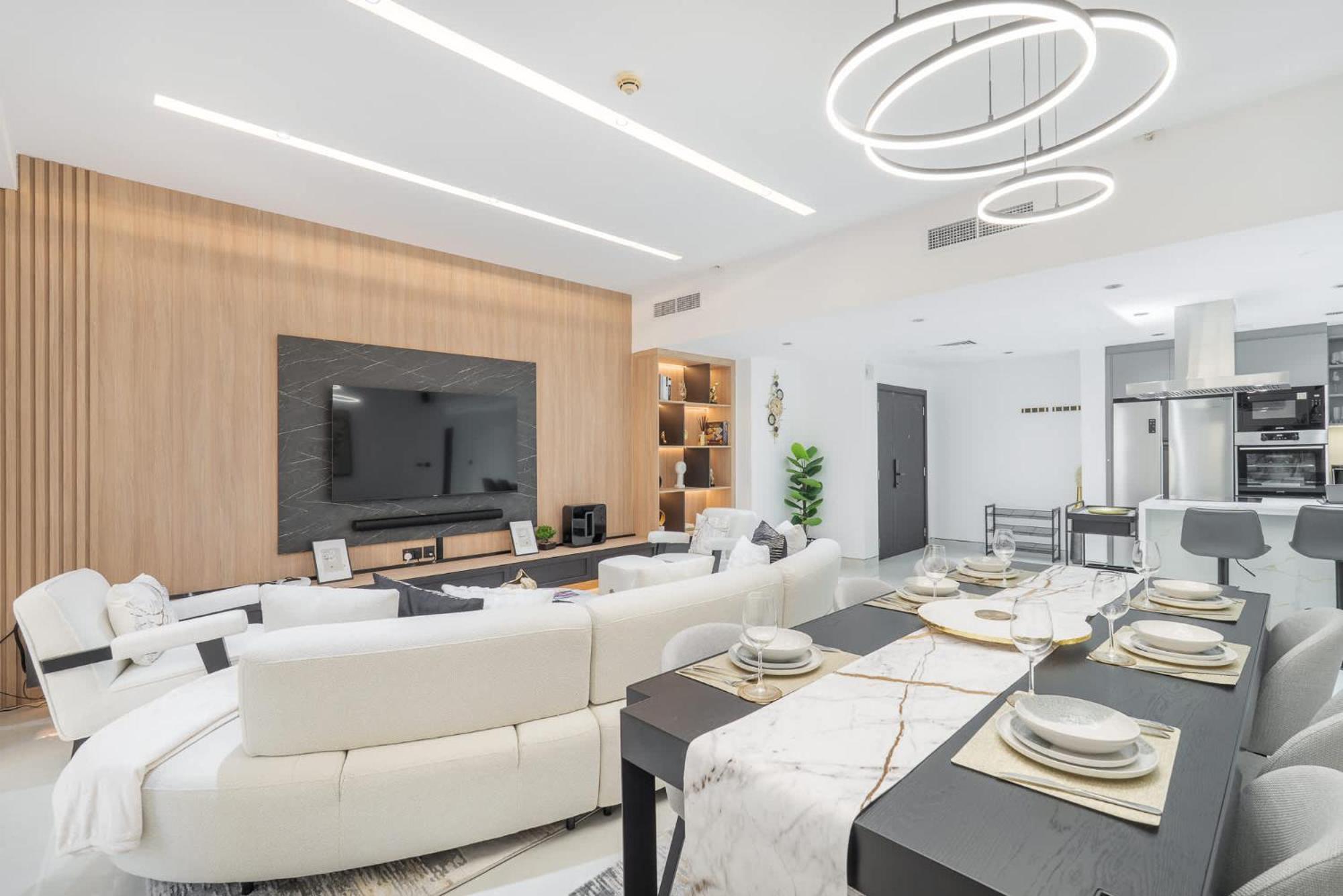 Bahar 2's Stylish 2 Bedroom That Sleeps 4 *