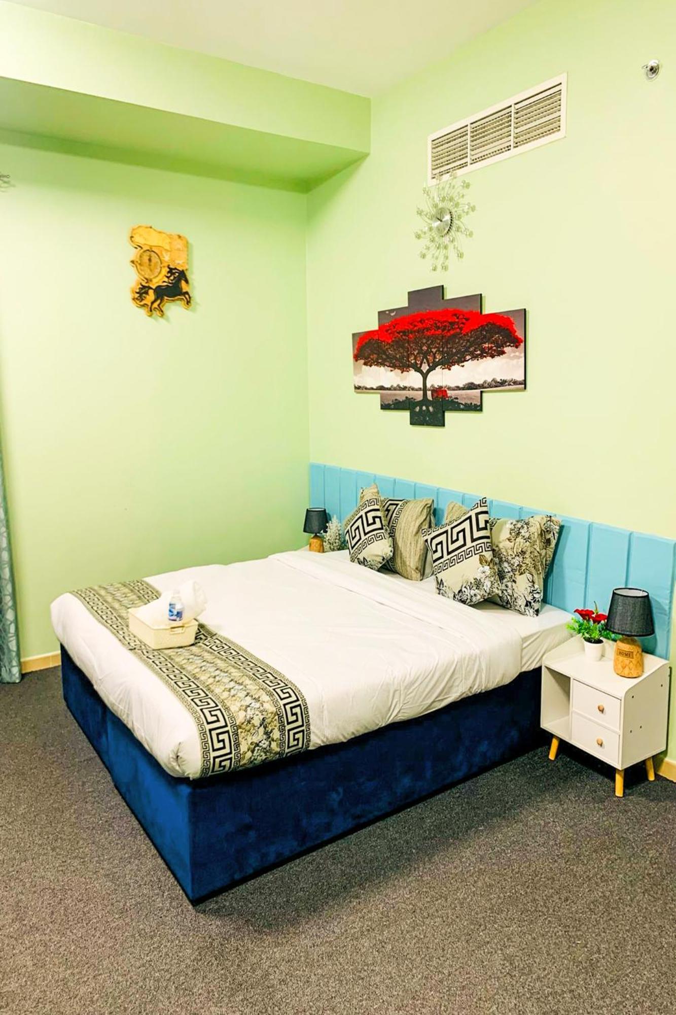 Stayforless Travellers At Beachside Jbr Location *