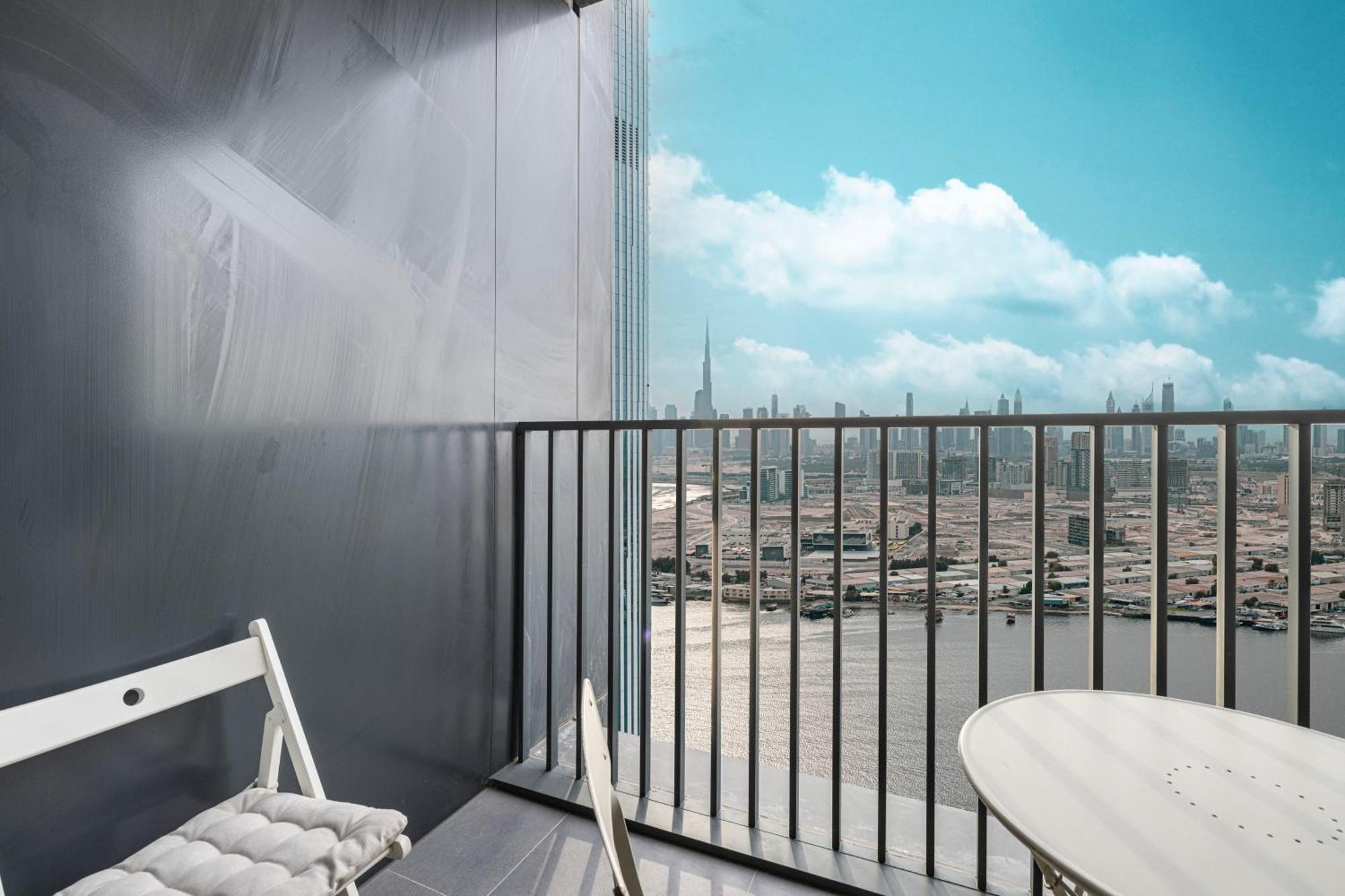 Emaar, Creek Edge Luxury Residences 2br Apartament Dubai