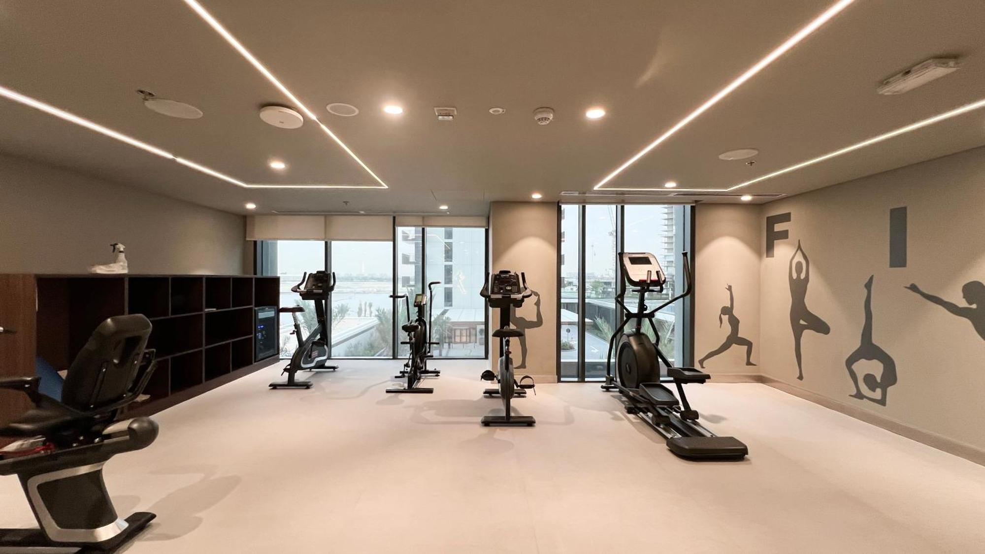 Emaar, Creek Edge Luxury Residences 2br Apartamento *