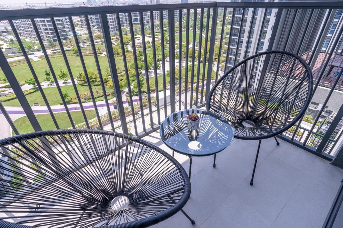 Chic 1-bed For 4 In Prime Hills Location Apartment