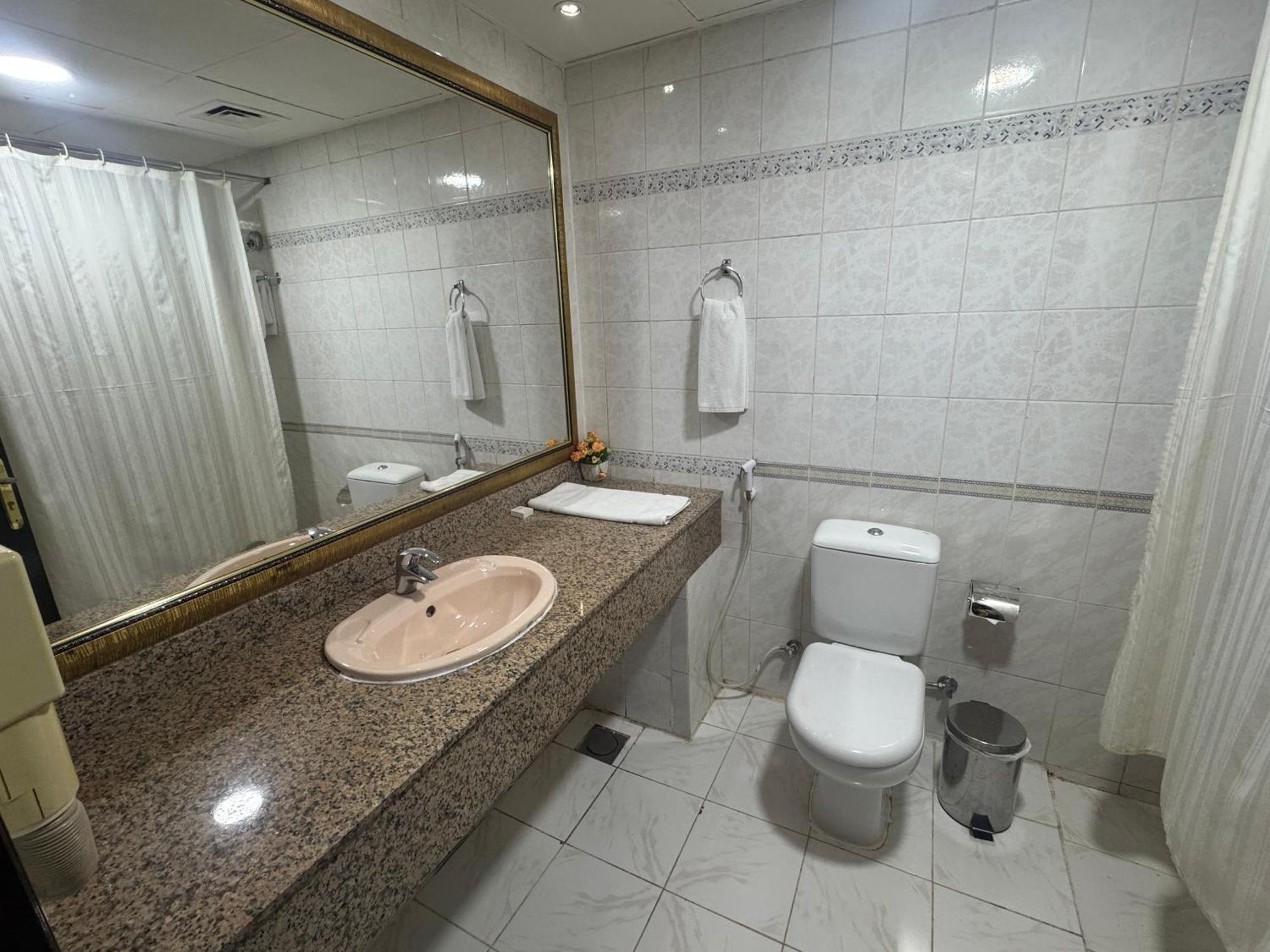 Hotel Orchid 3*