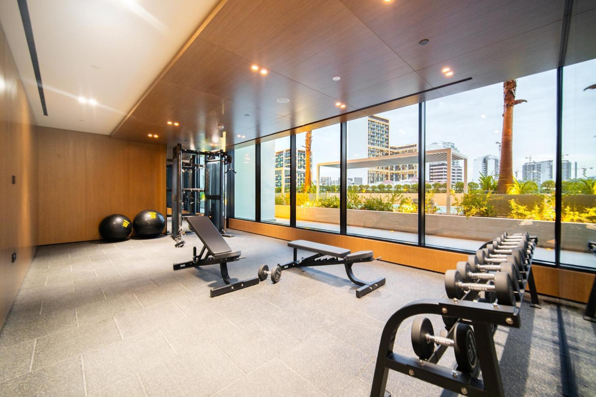 Apartment Skyline Views & Calm Nights - 1br Jvc And Free Baby Gear